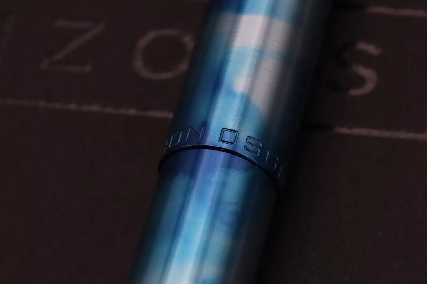 Schon DSGN Full Size Glacier Ice Fountain Pen - Stub Nib image 6