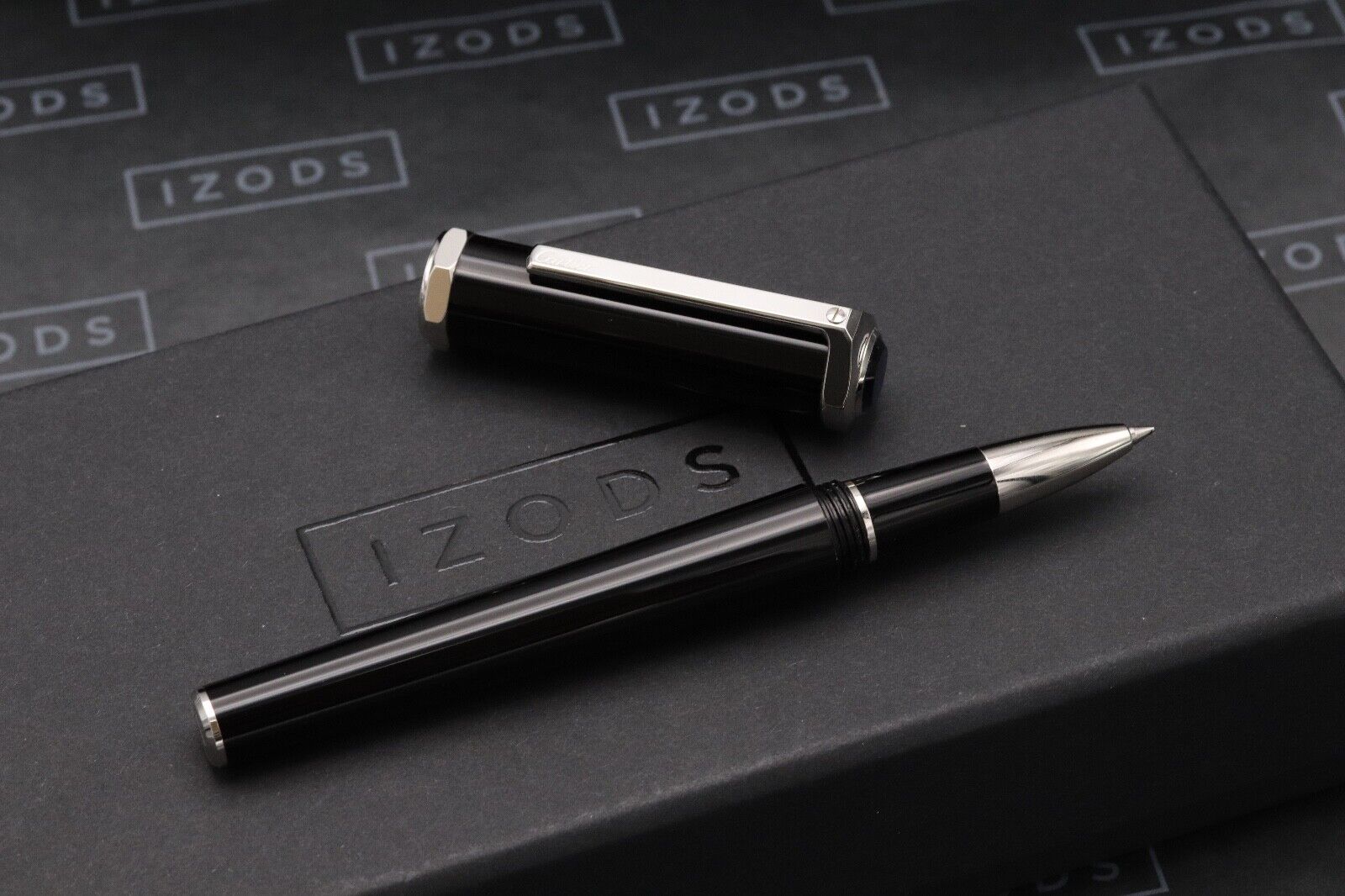 Cartier Santos-Dumont Black Platinum Rollerball Pen image 1