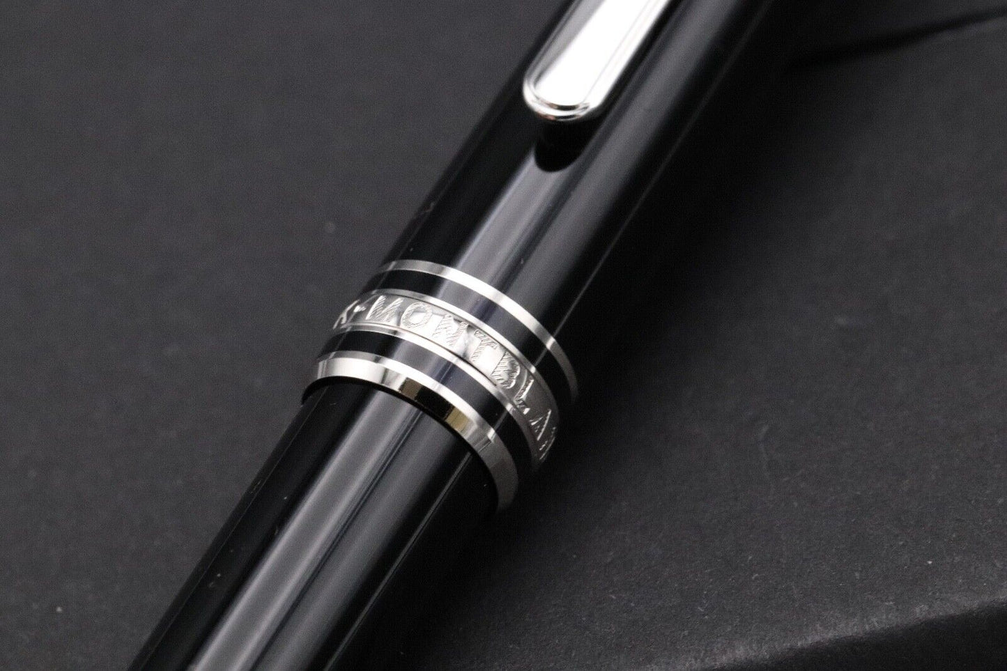 Montblanc Meisterstück 164 Classique Platinum-Coated Ballpoint Pen - UNUSED image 2