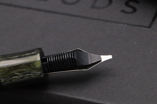 Delta Corsani Fantasia LE25 Malachite Celluloid Fountain Pen - Fusion Stub Nib image 4
