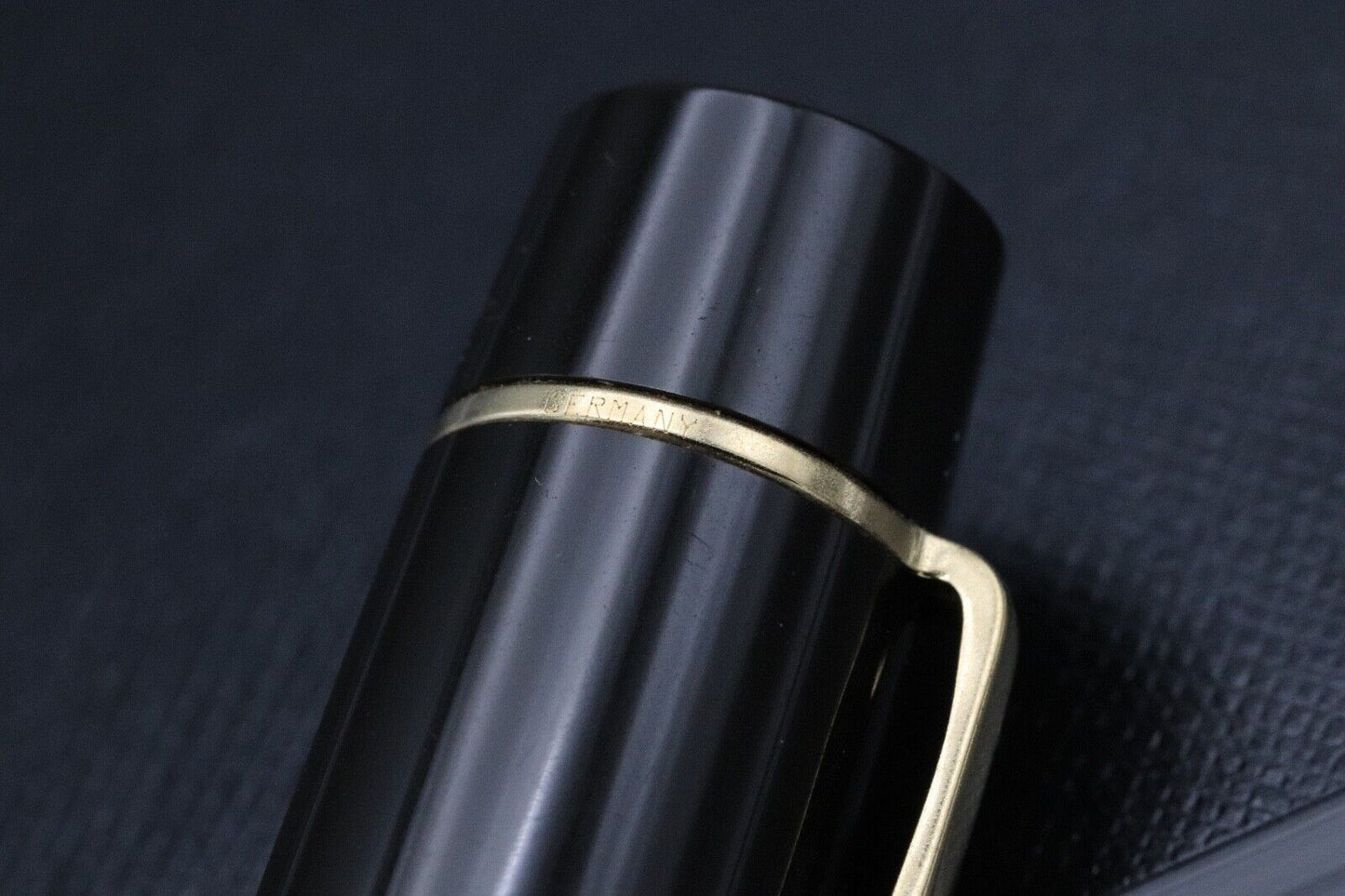 Montblanc Ernest Hemingway Writers Edition Fountain Pen image 8