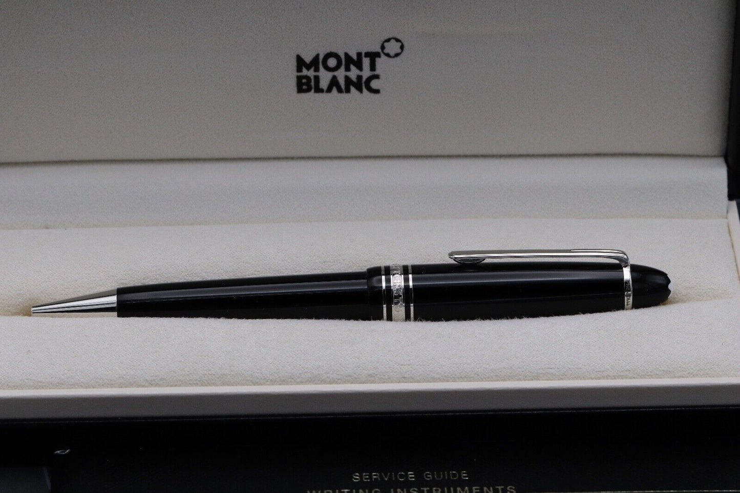 Montblanc Meisterstück 161 LeGrand Platinum-Coated Ballpoint Pen image 5