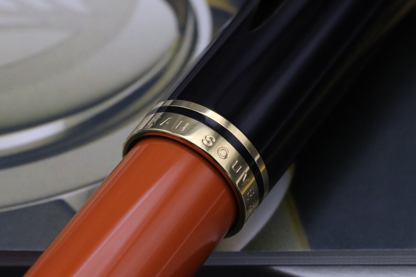 Pelikan Souveran M800 Burnt Orange Fountain Pen - BB Nib - UNUSED image 4