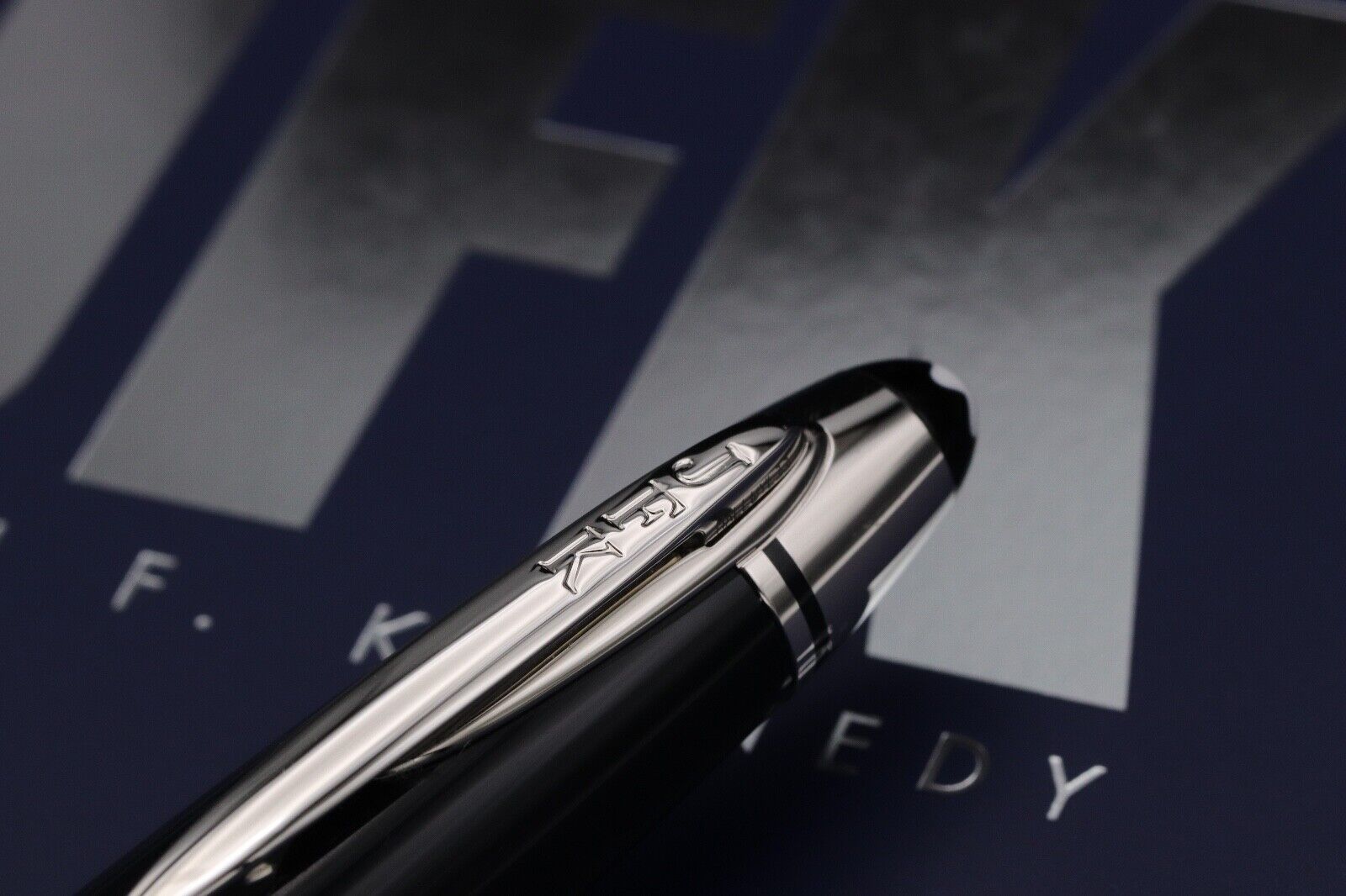 Montblanc Great Characters John F. Kennedy JFK Blue SE Ballpoint Pen image 4