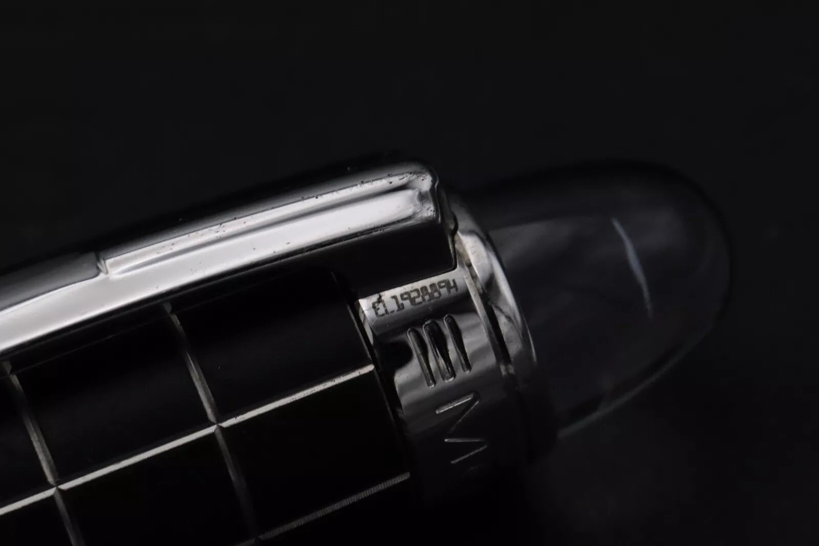 Montblanc Starwalker Rubber Platinum Fountain Pen - Broad Nib image 6