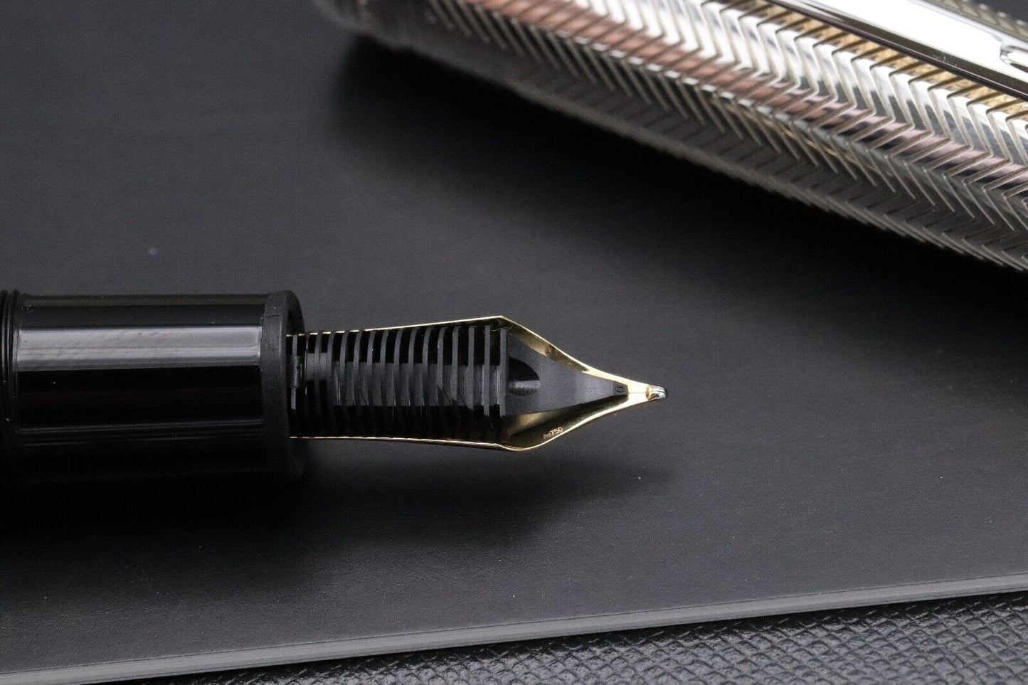 Montblanc Meisterstuck LeGrand Silver Barley Doue Fountain Pen - Serviced by MB image 4