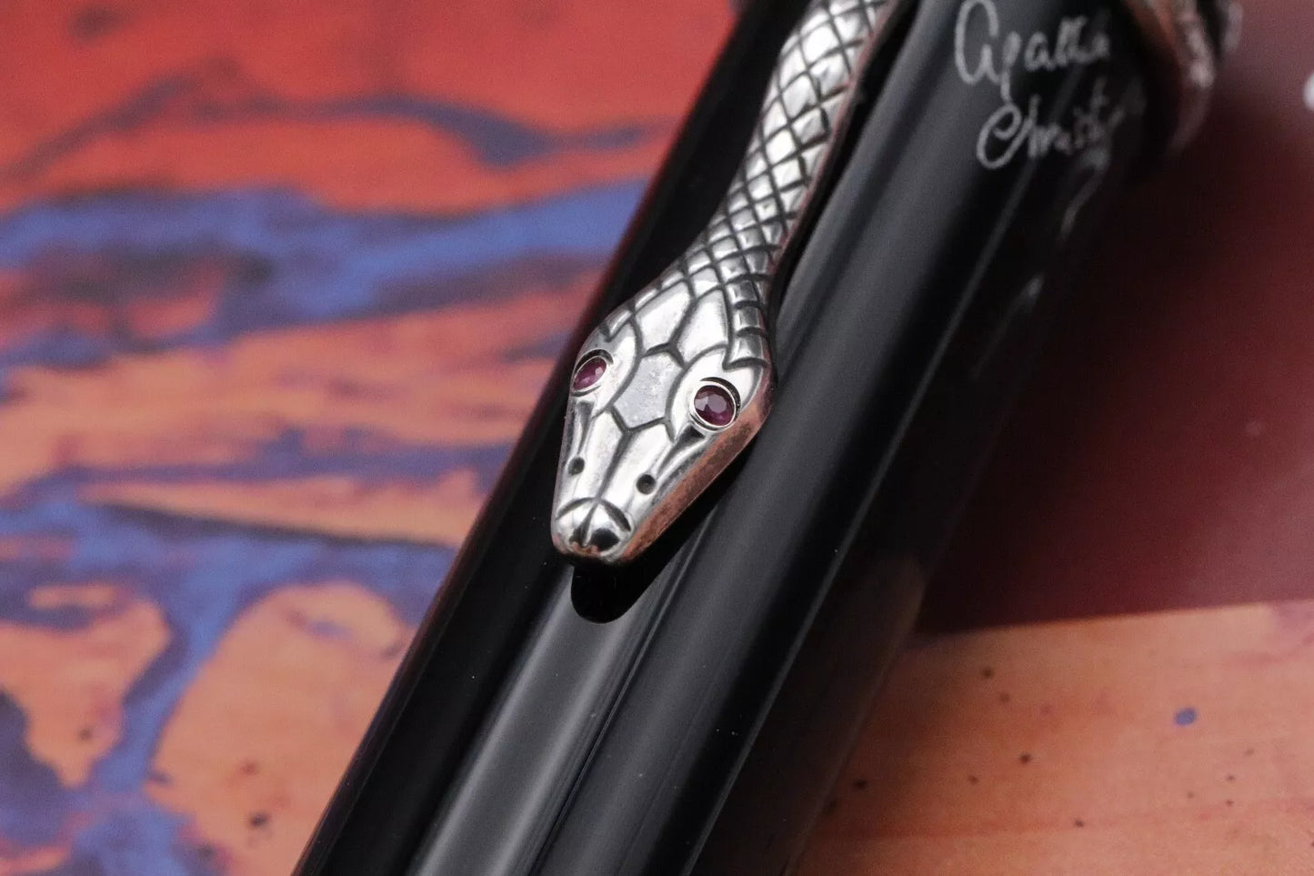 Montblanc Writers Edition Agatha Christie Fountain Pen - Fine Nib - UNUSED image 5