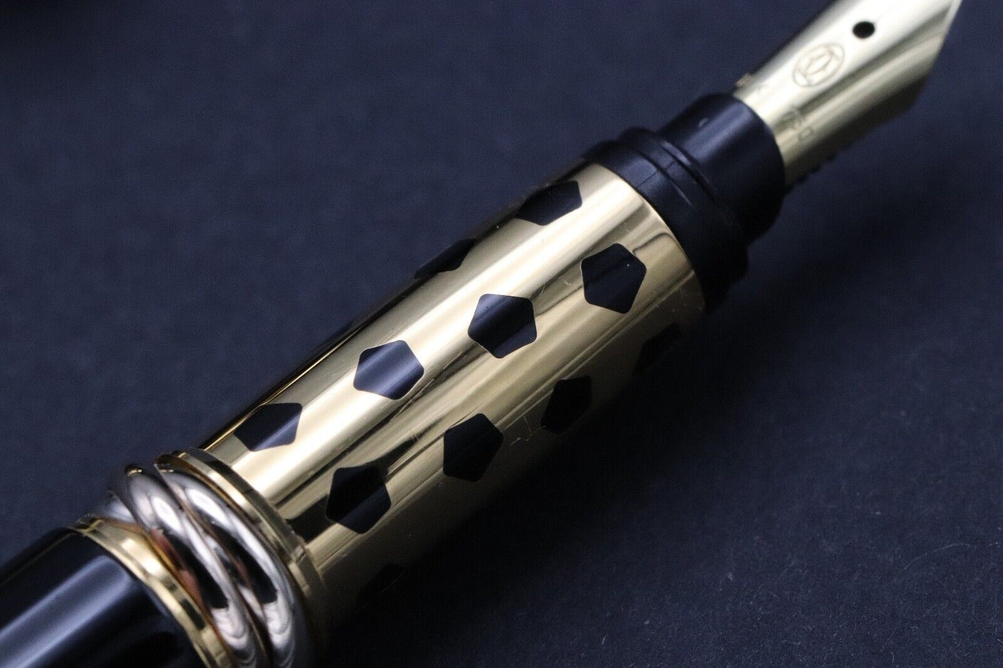 Cartier Panthere de Cartier Black Gold-Plated Fountain Pen image 3