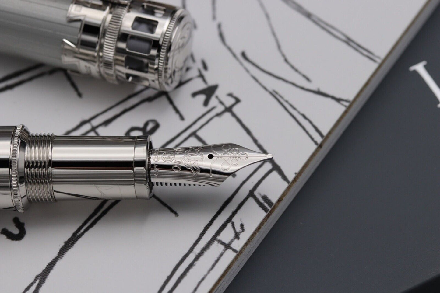 Montblanc Great Characters Leonardo da Vinci 3000 LE Fountain Pen - UNUSED image 2