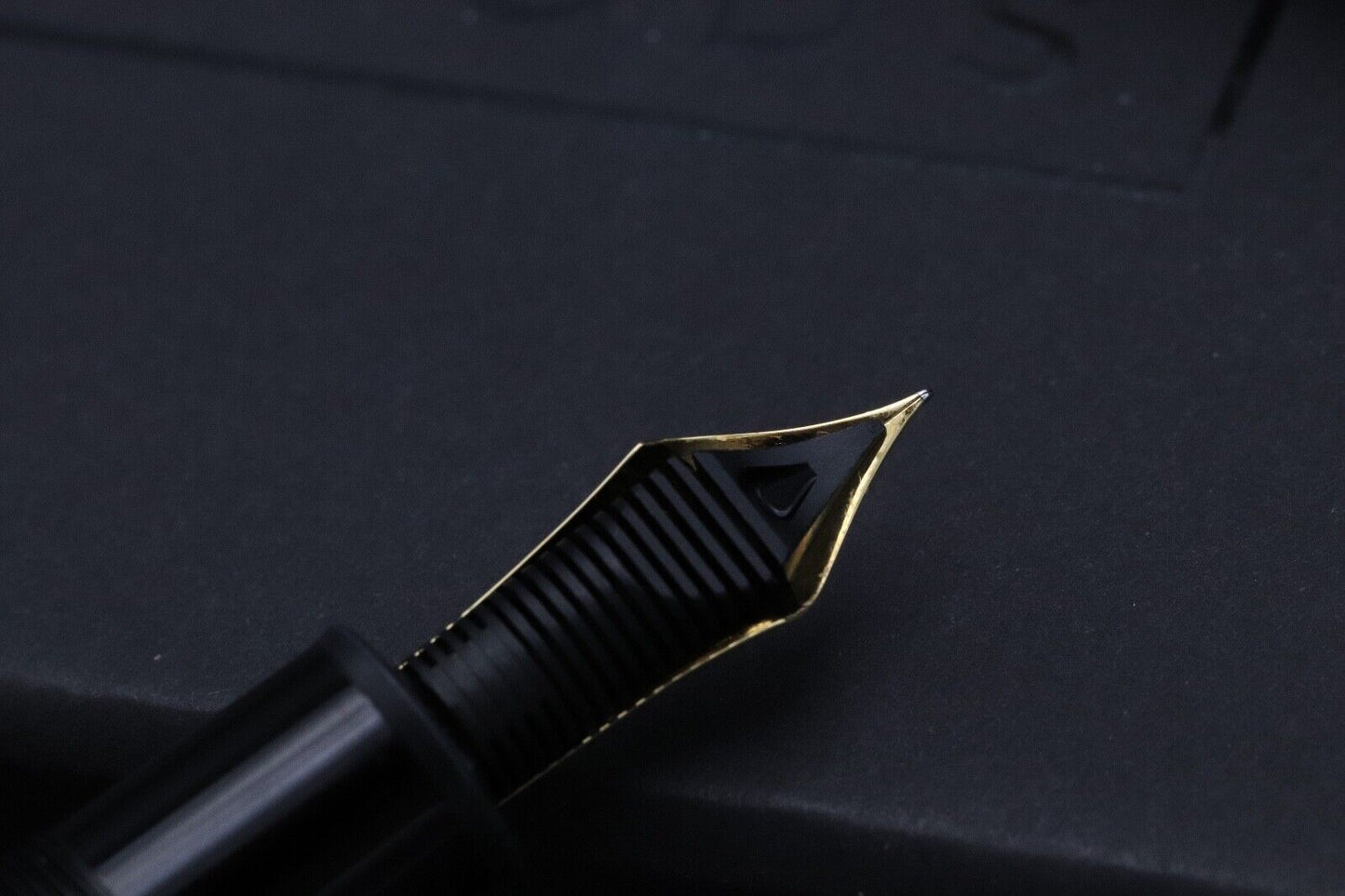 Montblanc Meisterstuck 149 Gold-Coated Fountain Pen - Extra Fine Nib image 3
