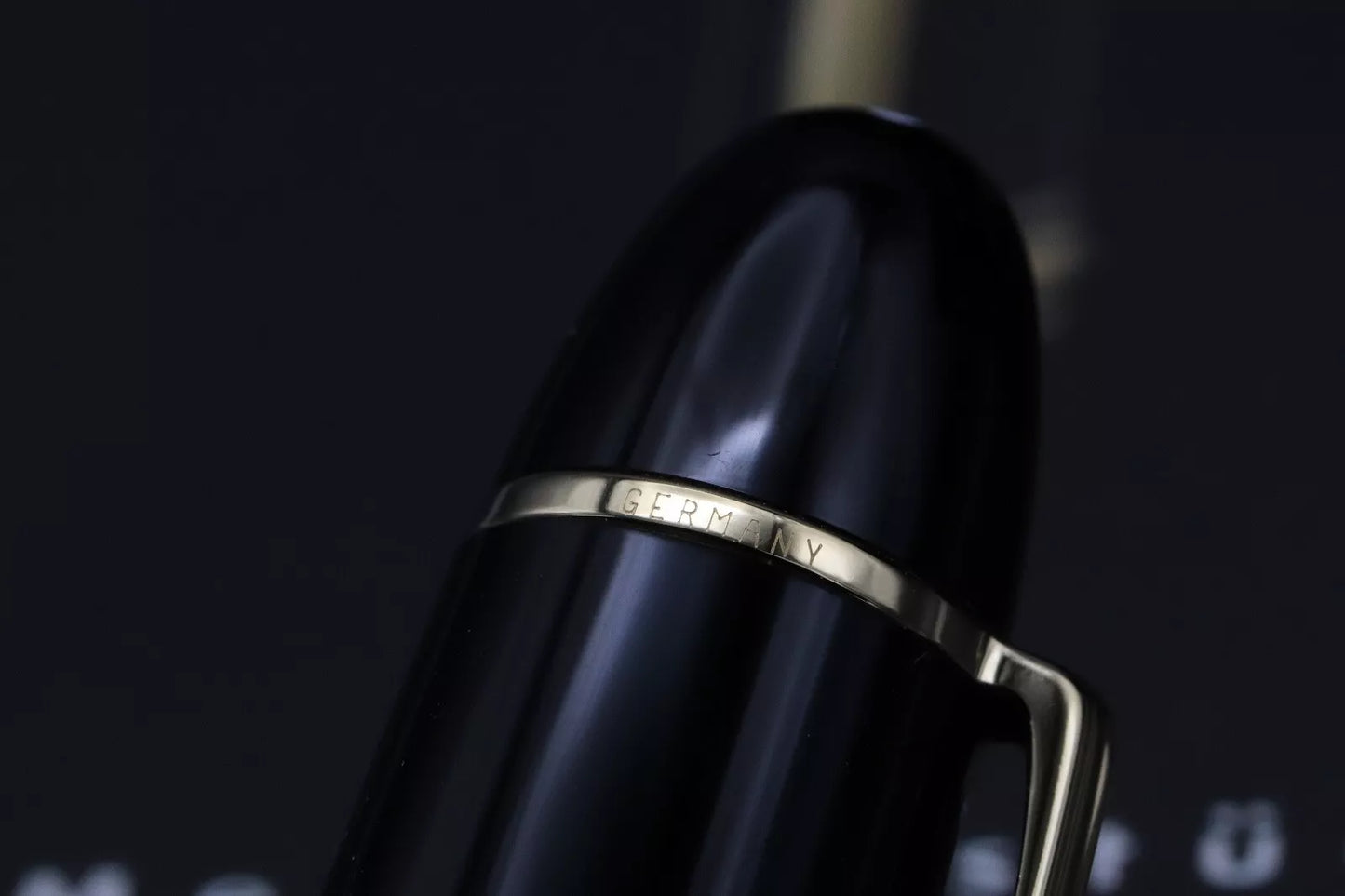 Montblanc Meisterstuck 149 Gold-Coated Fountain Pen - EF Nib image 6