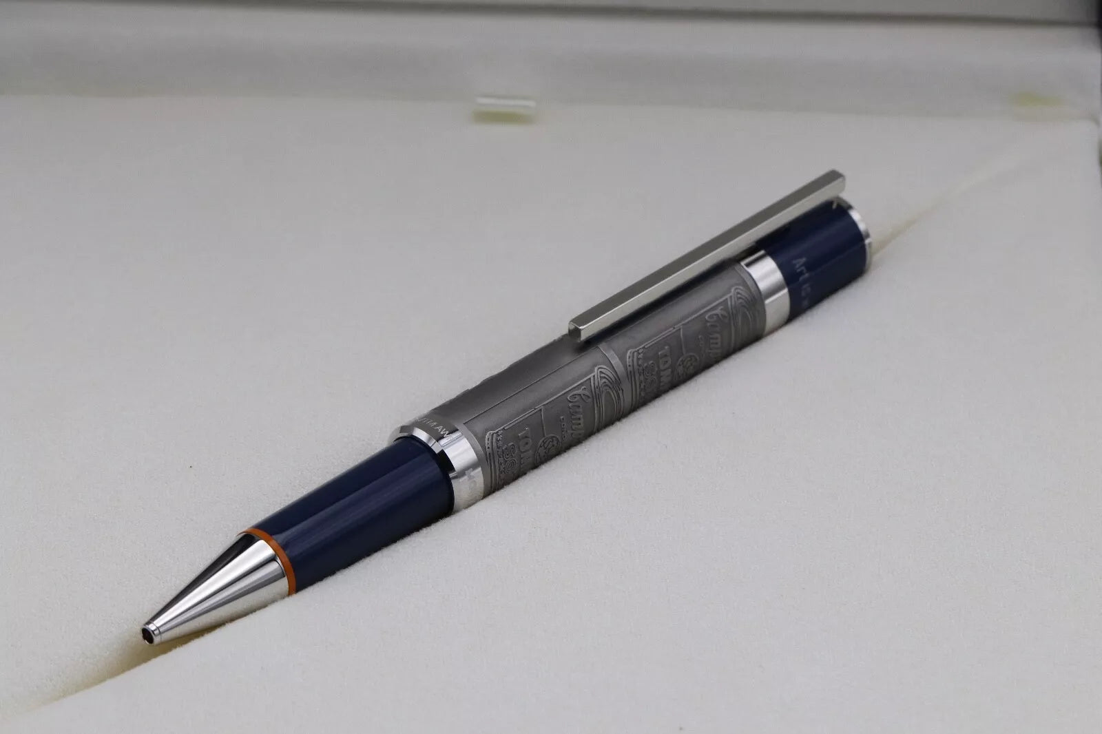 Montblanc Great Characters Andy Warhol Special Edition Ballpoint Pen image 9
