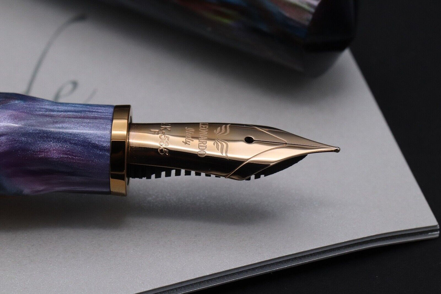 Leonardo Momento Zero Grande Red Gold Primary Manipulation 4 LE Fountain Pen image 2