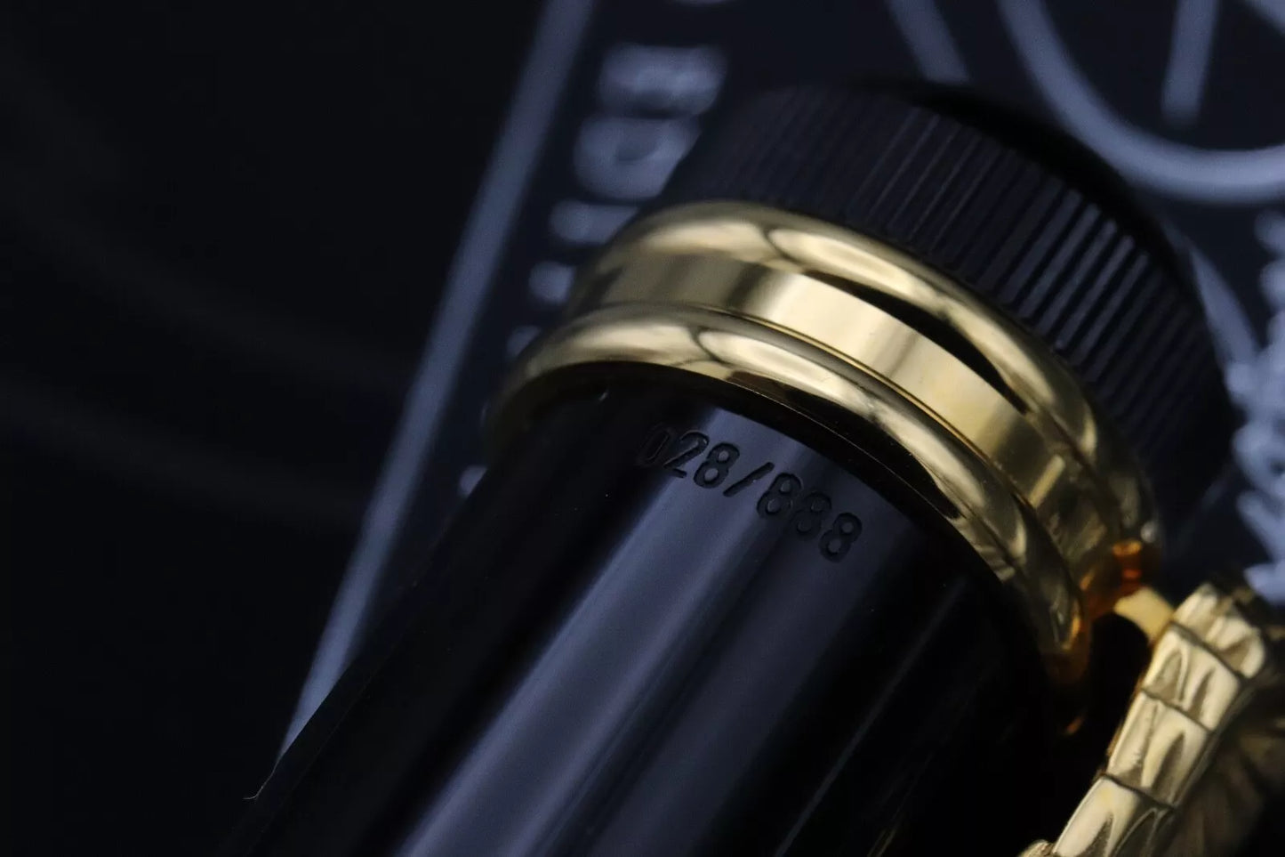Montblanc Writers Edition Imperial Dragon Solid Gold 888 Fountain Pen - UNUSED image 7
