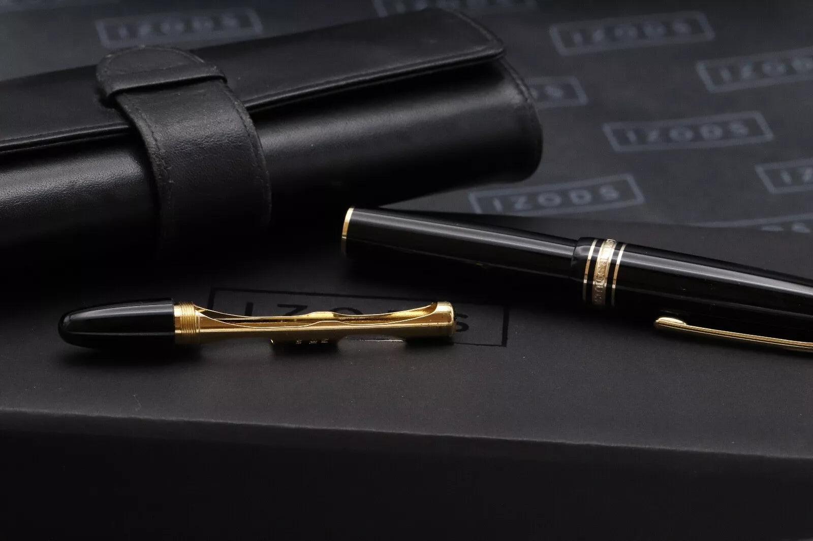 Montblanc Meisterstuck 147 Traveller Gold Line Fountain Pen with Pouch - EF Nib image 7