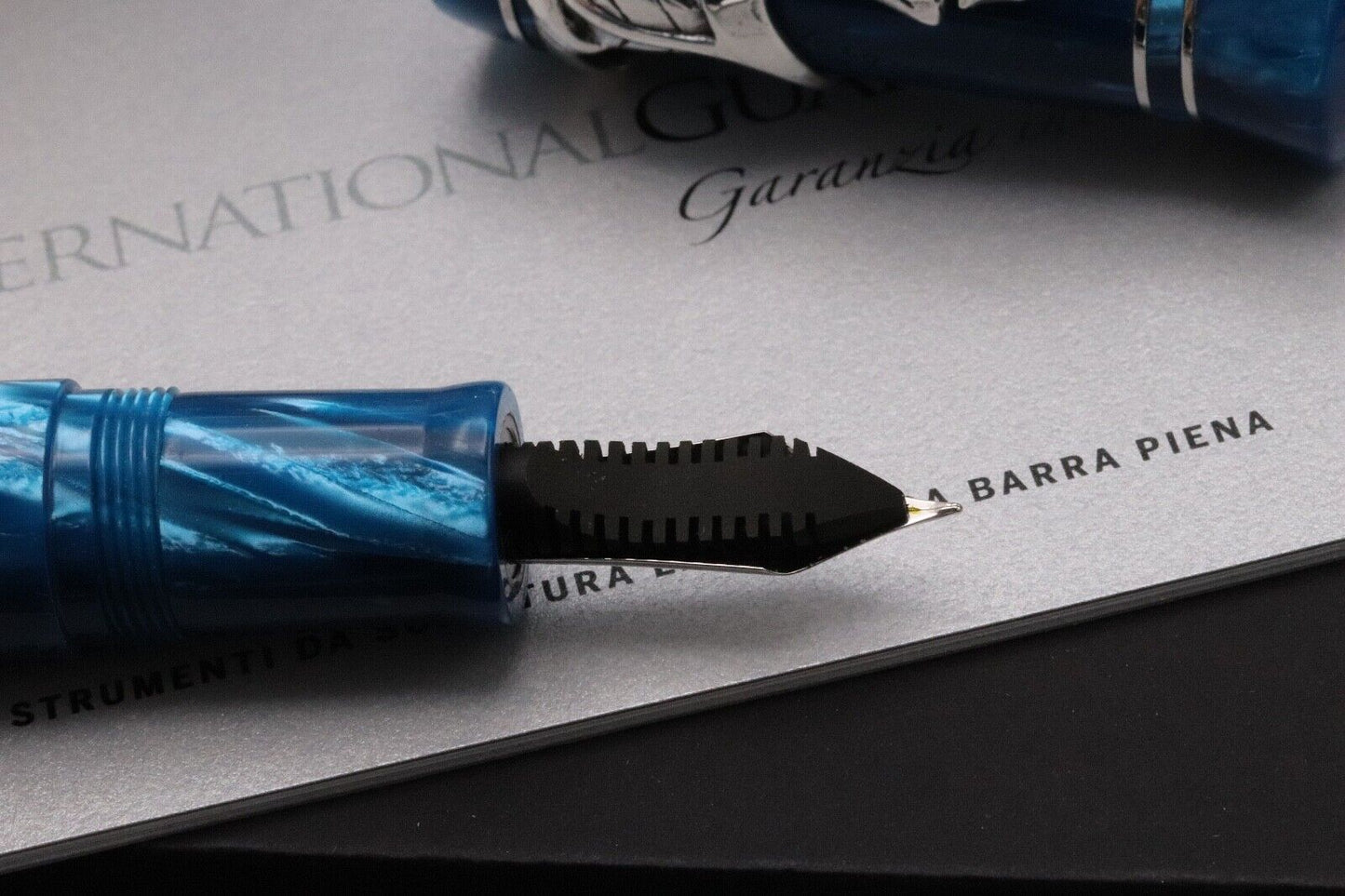 Leonardo Vasco de Gama Mediterranean Celluloid LE4 Fountain Pen image 4