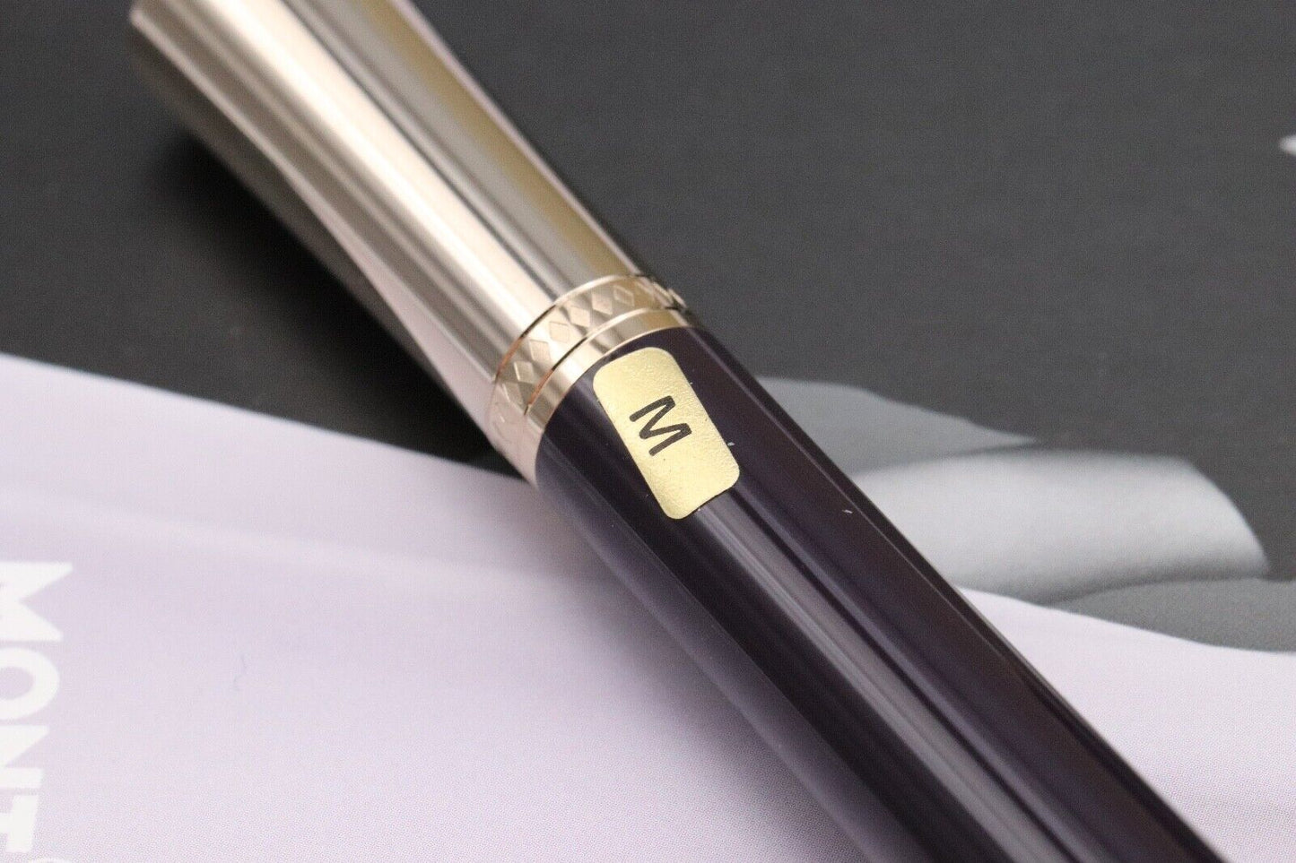 Montblanc Princesse Grace de Monaco Purple Fountain Pen - UNUSED image 4