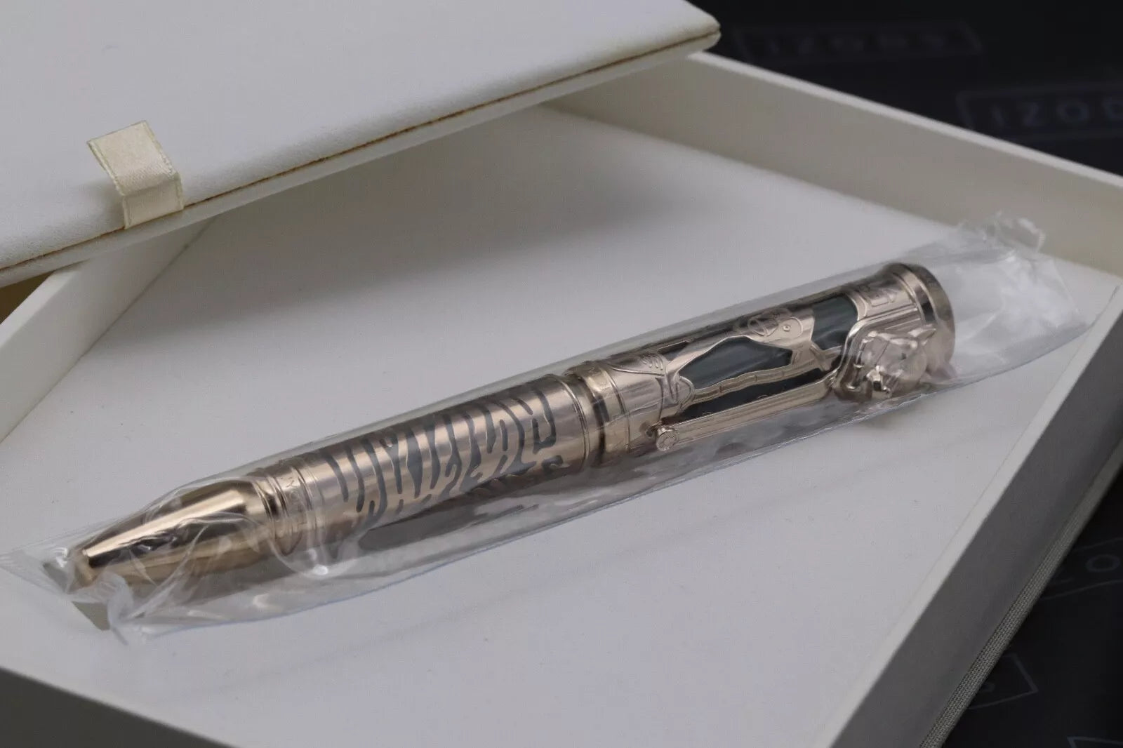 Montblanc Rudyard Kipling 1895 Tribute to ‘IF’ Fountain Pen - UNUSED image 11