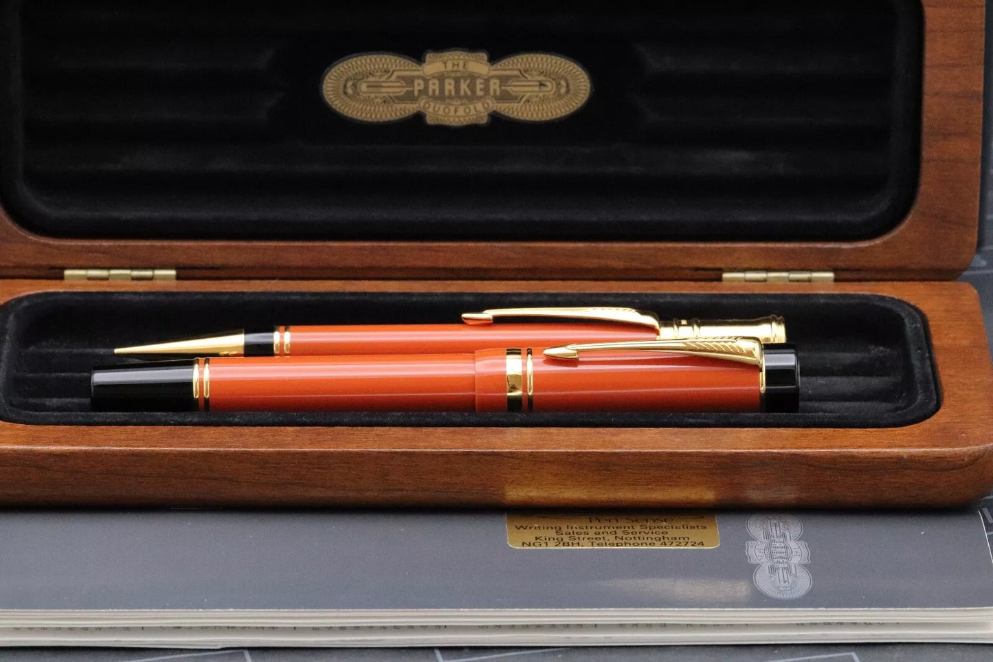 Parker Duofold Centennial Orange Fountain Pen and Mechanical Pencil - UNUSED image 8