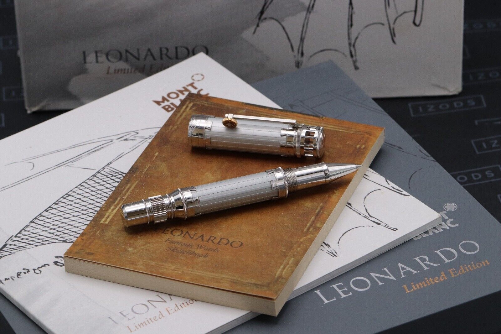 Montblanc Great Characters Leonardo Da Vinci 3000 LE Rollerball Pen image 0