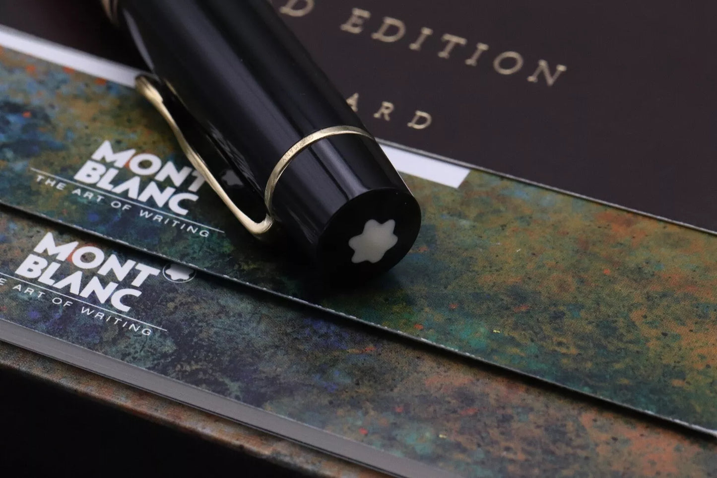 Montblanc Writers Edition Ernest Hemingway Fountain Pen - NEVER INKED - Fine Nib image 9