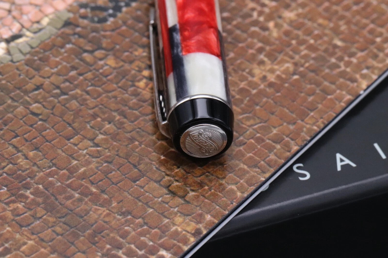 Parker Duofold International Red Mosaic Rollerball Pen image 2