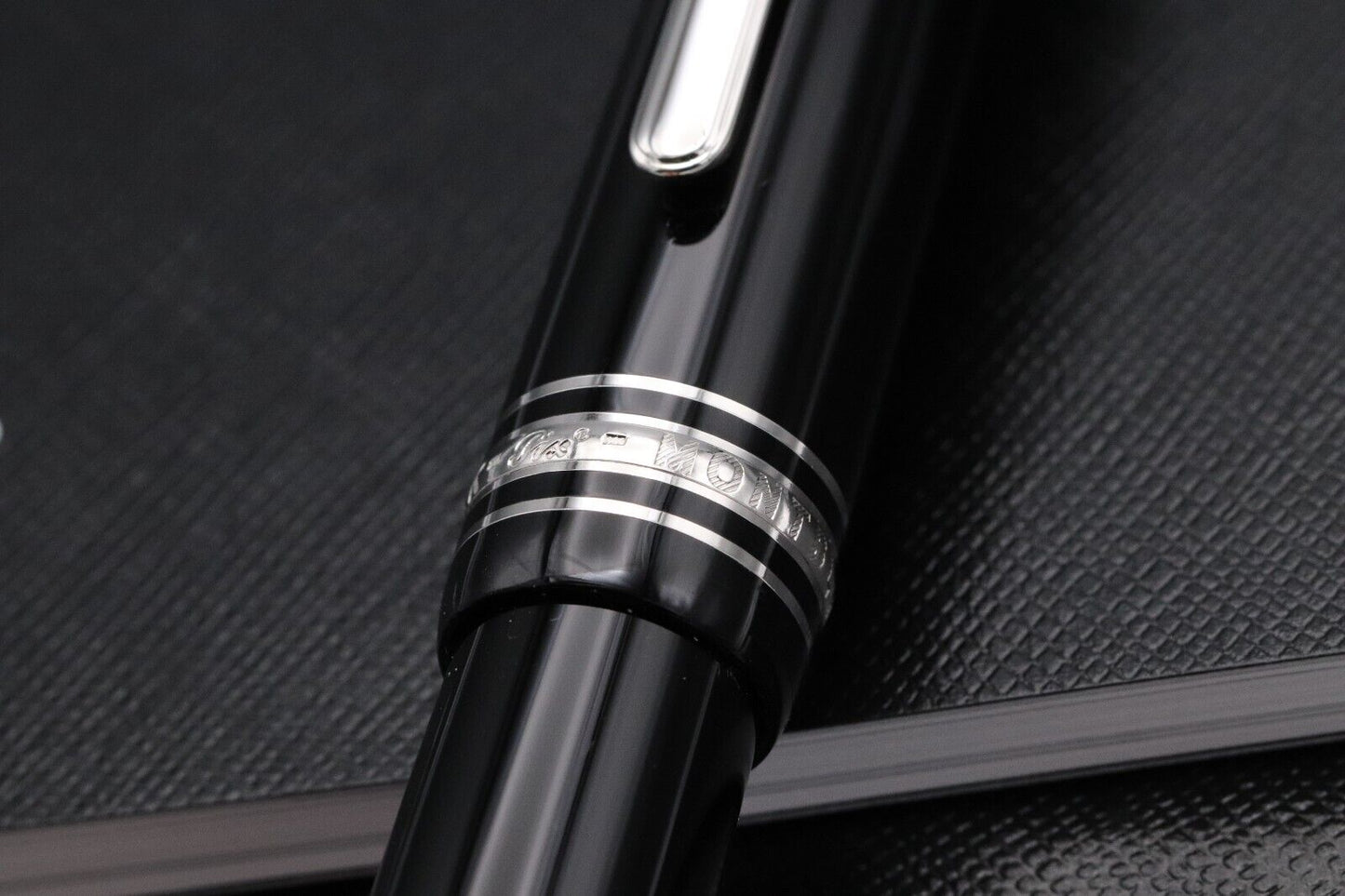 Montblanc Meisterstuck 146 LeGrand Platinum-Coated Fountain Pen - EF - DIPPED image 3