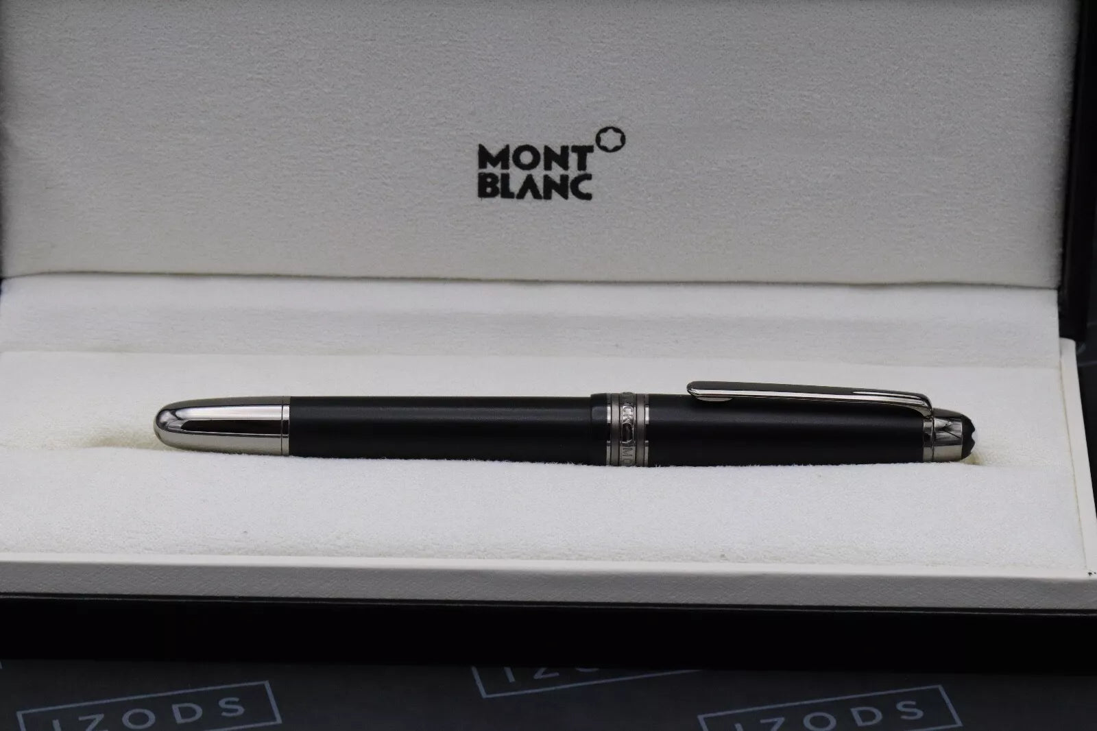 Montblanc Meisterstuck Classique Ultra Black Fountain Pen - Serviced MB Sept 24 image 6