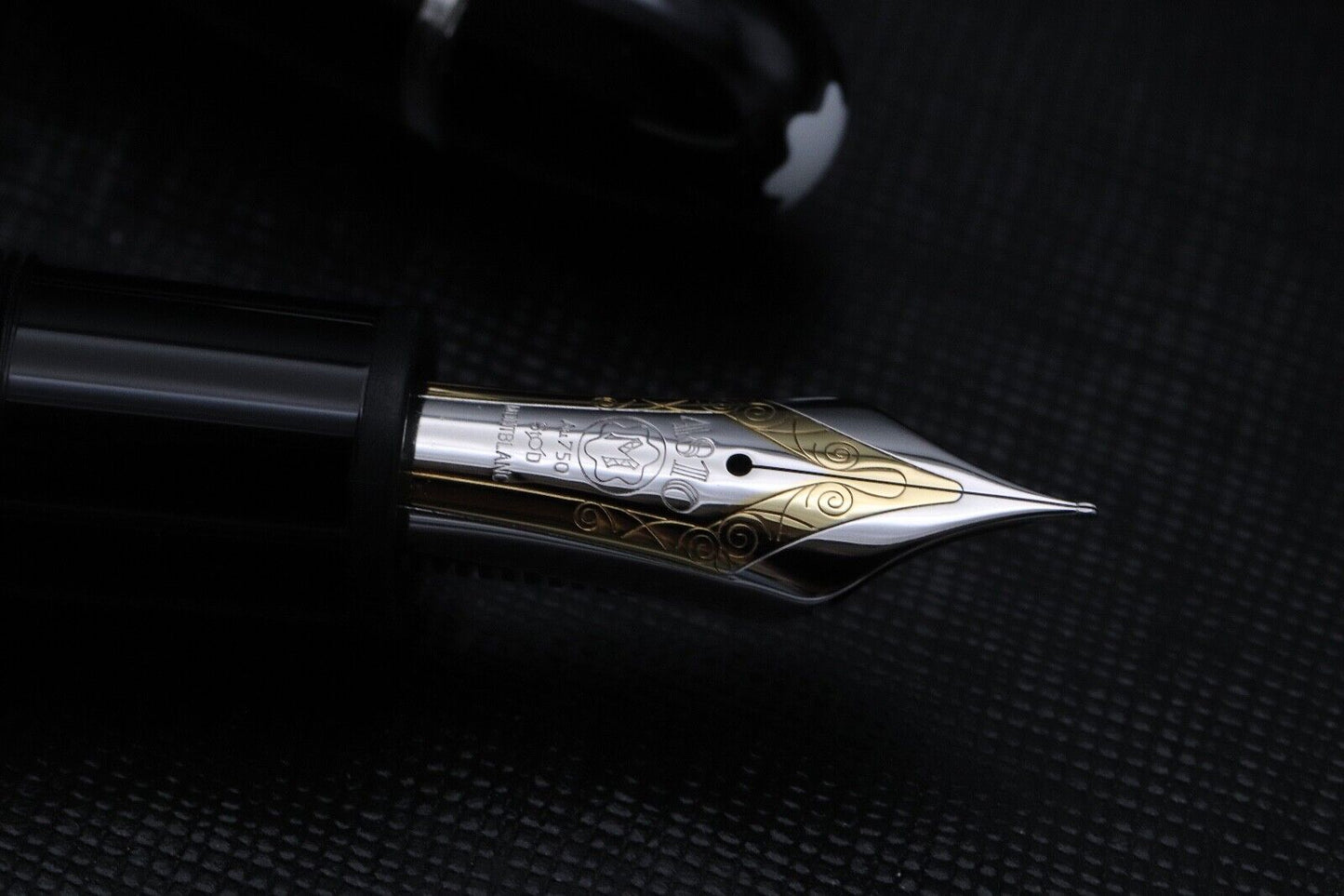 Montblanc Meisterstuck 149 Platinum-Coated Fountain Pen - EF Nib image 2