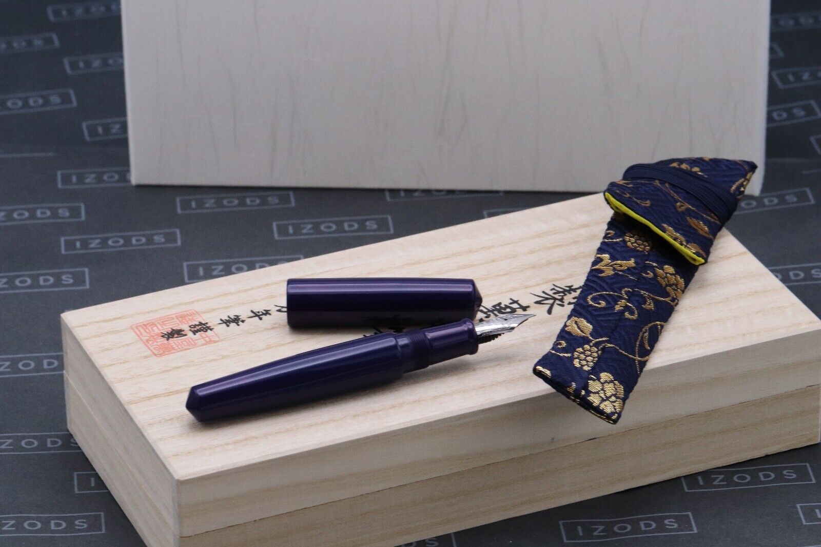 Nakaya Piccolo Cigar Shobu Fountain Pen - UNUSED - Medium Nib image 0