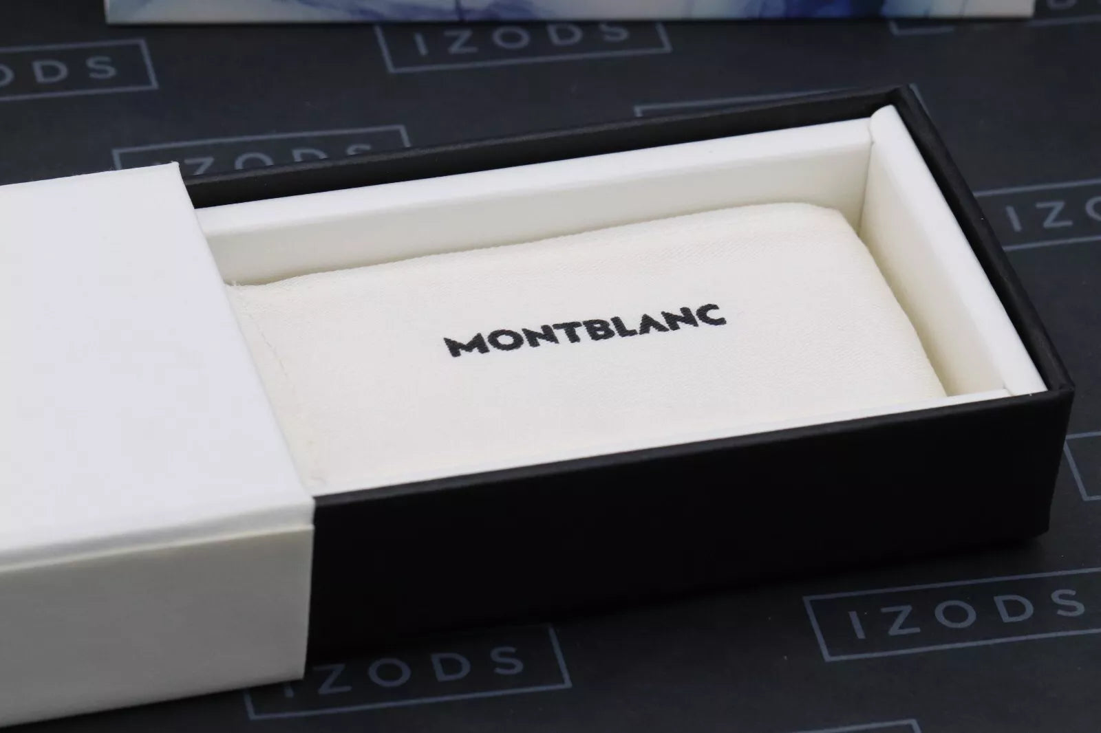 Montblanc Meisterstück Classique Glacier Doue Ballpoint Pen – UNUSED image 6