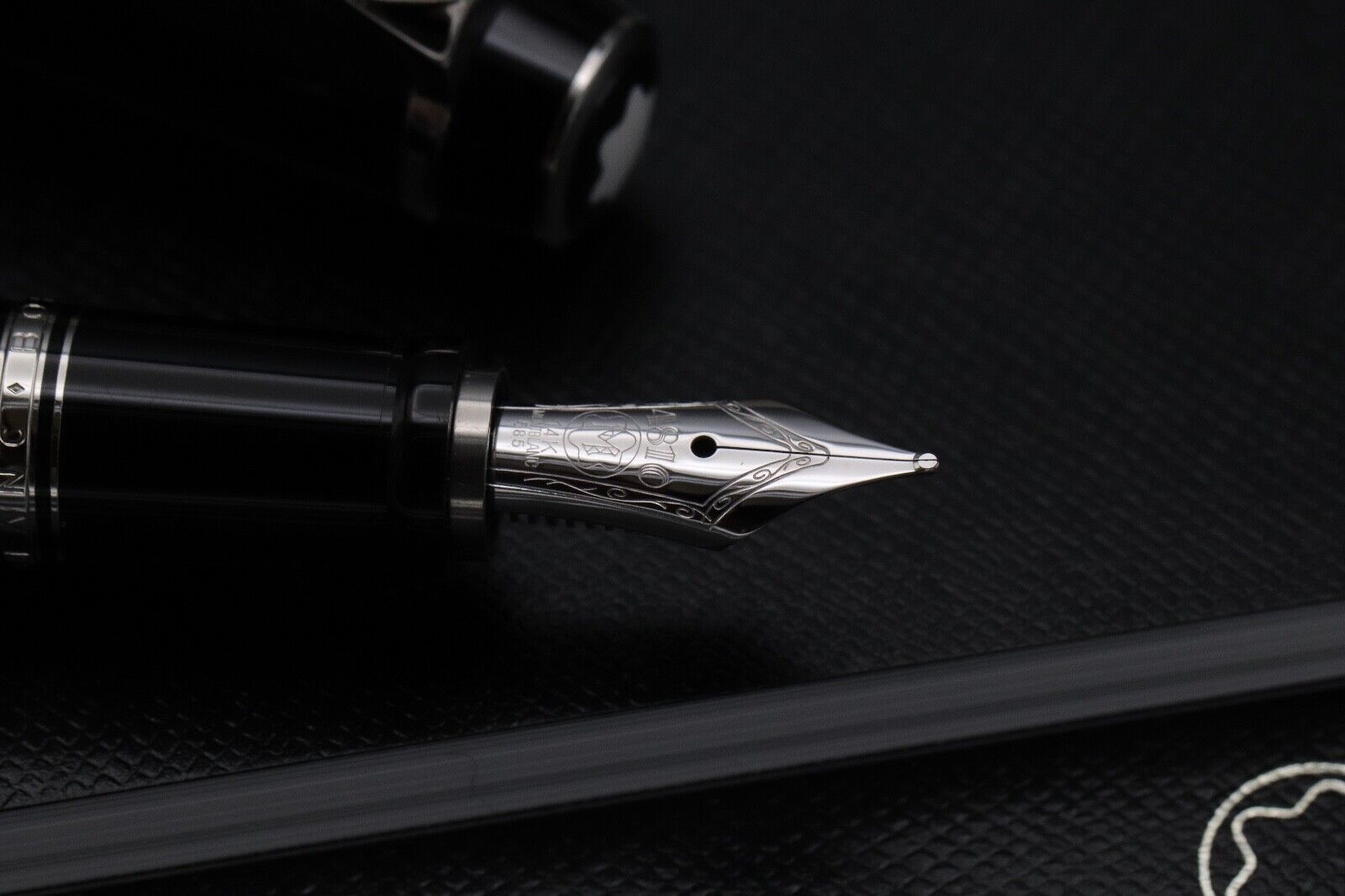 Montblanc Boheme Bleu Midsize Fixed Nib Fountain Pen - UNUSED image 2