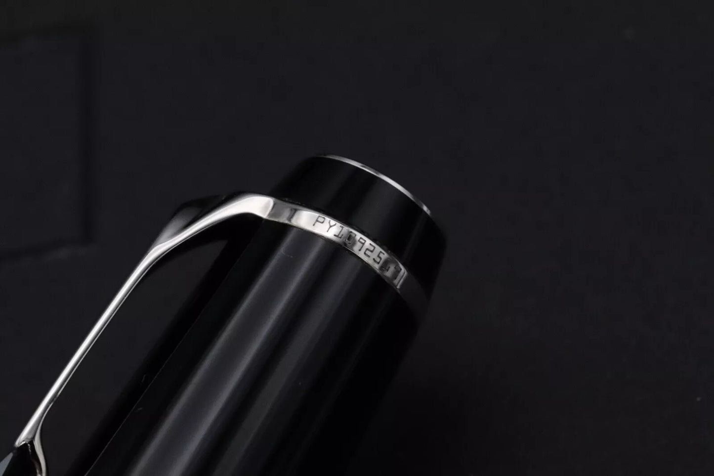 Montblanc Boheme Noir Fountain Pen - OB Nib image 4