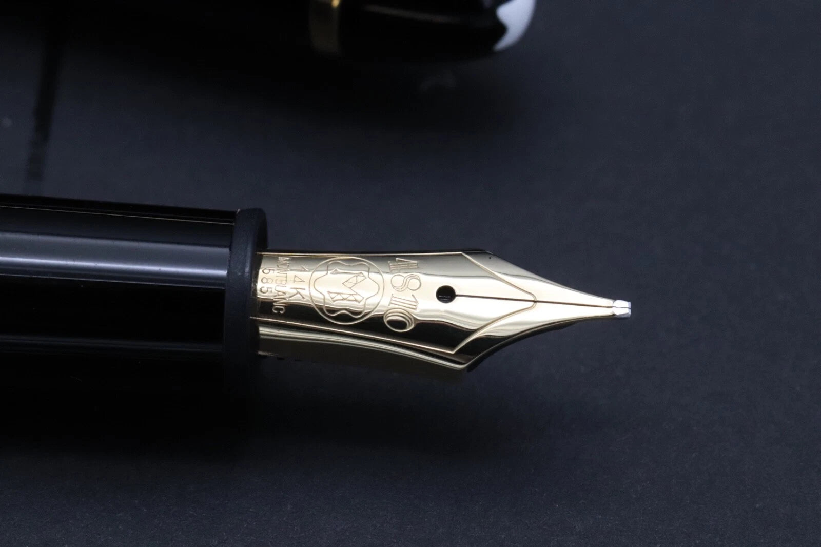 Montblanc Meisterstuck 146 LeGrand Gold Coated Fountain Pen - OB Monotone Nib image 6