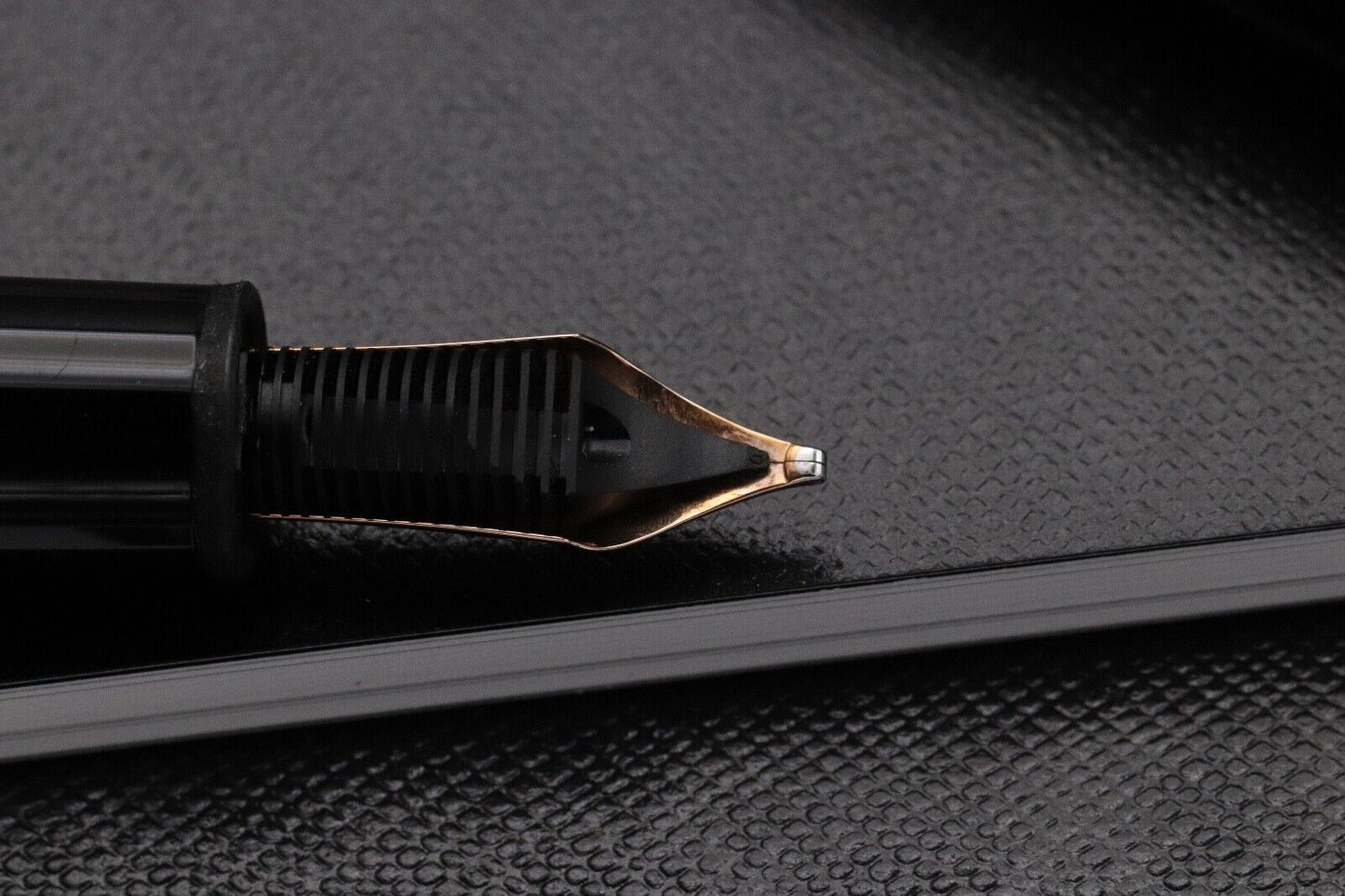 Montblanc Meisterstuck 146 LeGrand 90 Years Fountain Pen - BB Nib - UNUSED image 3