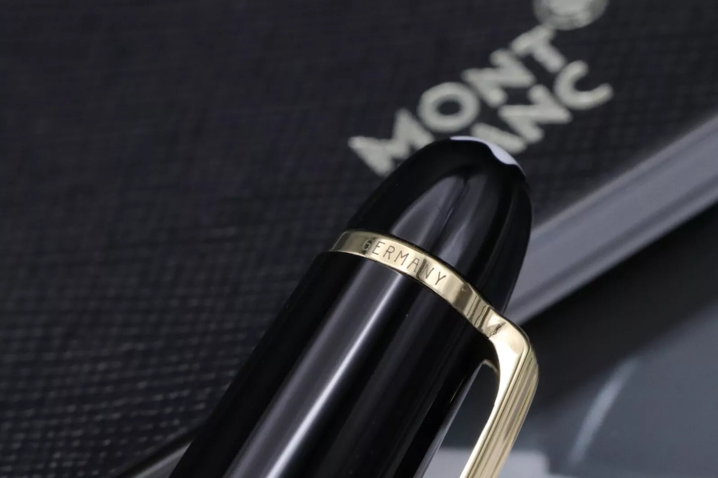Montblanc Meisterstuck Chopin Classique Gold Line Fountain Pen - UNUSED image 5