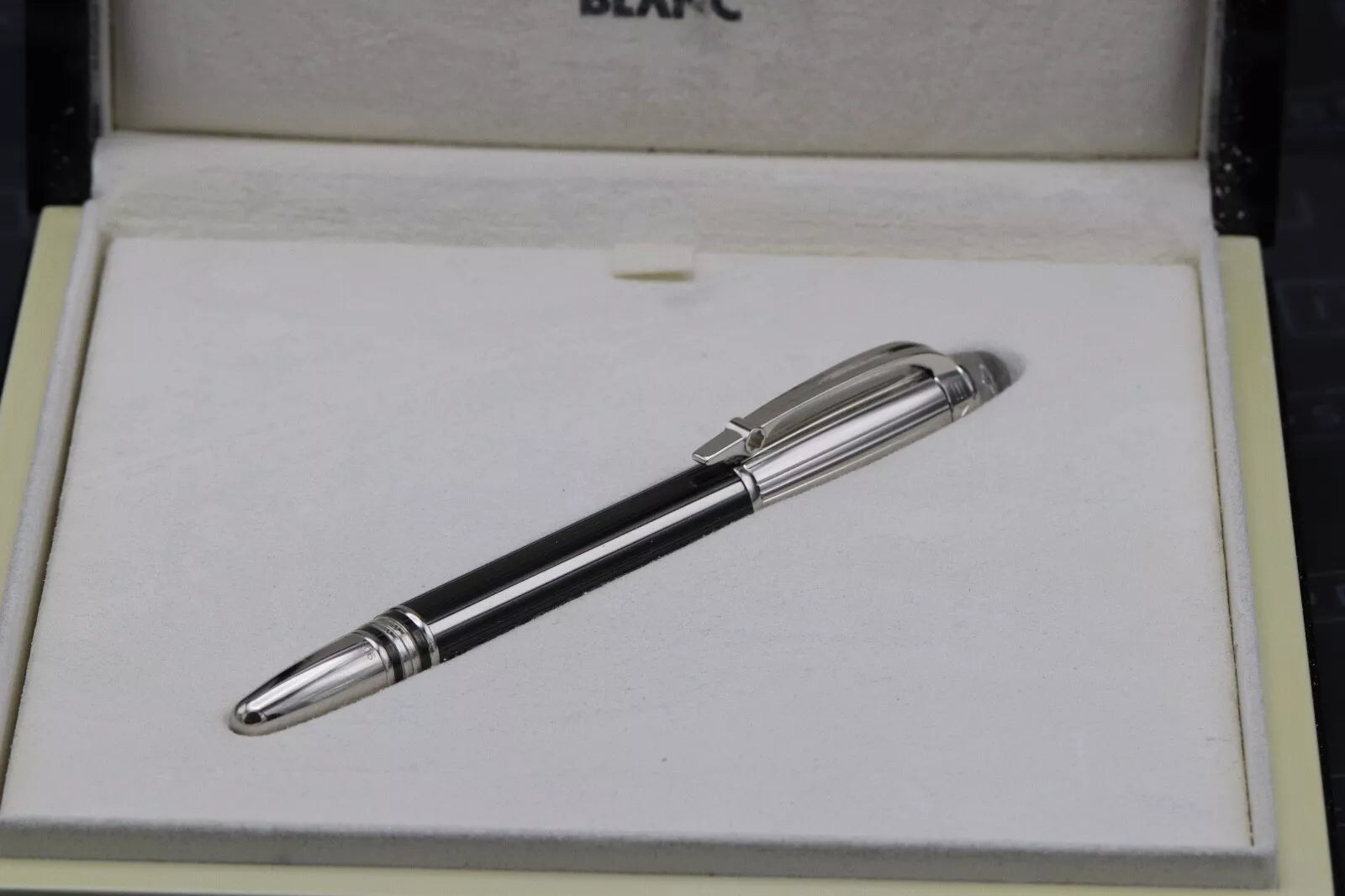 Montblanc Starwalker Soulmakers LE1906 Rollerball / Fineliner Pen image 8