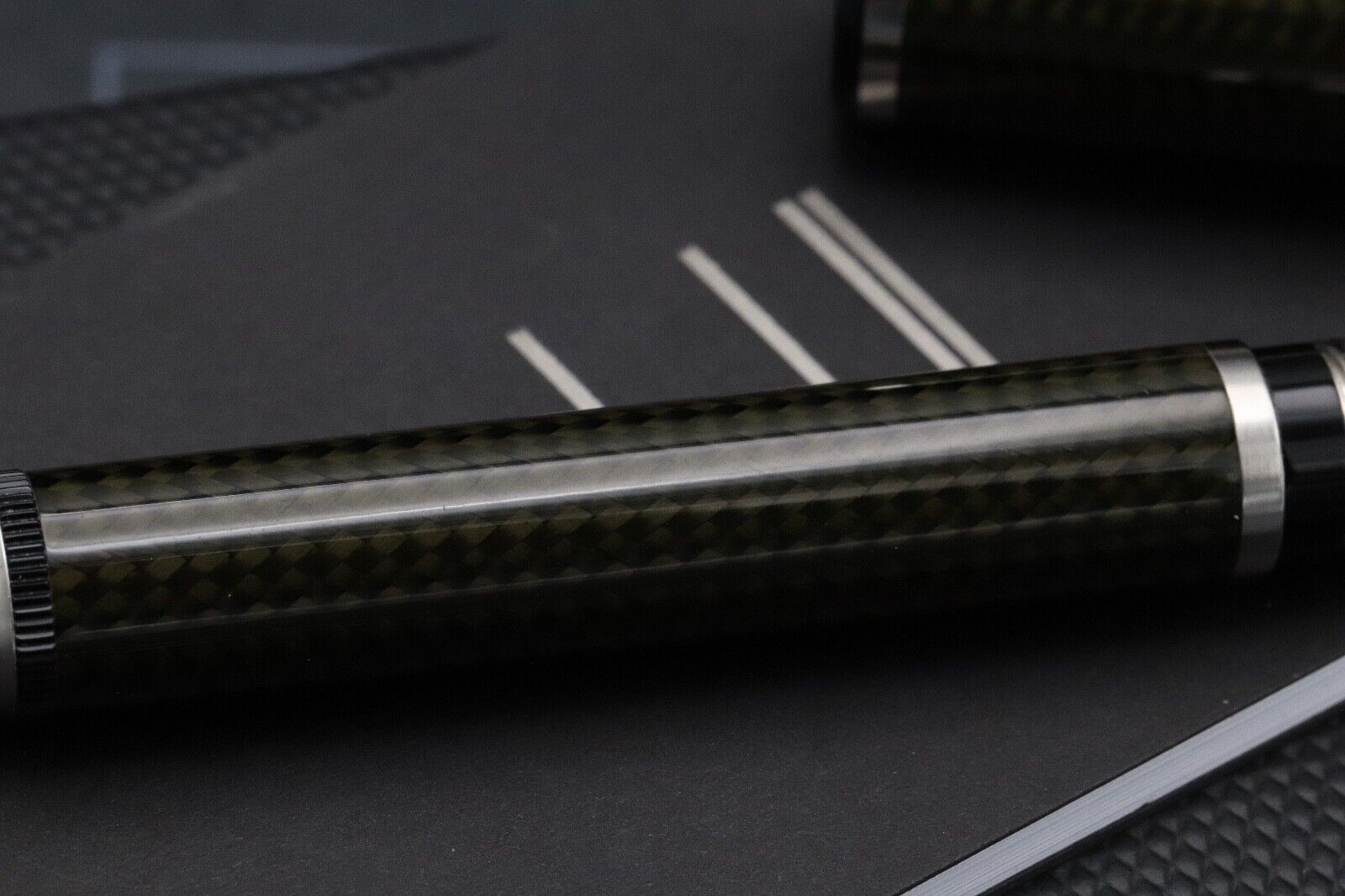 Dunhill Sentryman Carbon Fibre Ballpoint Pen image 2