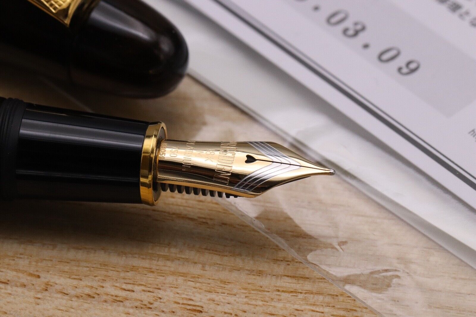 Platinum Izumo x Kingdom Kurokaki Wood Fountain Pen - UNUSED image 2