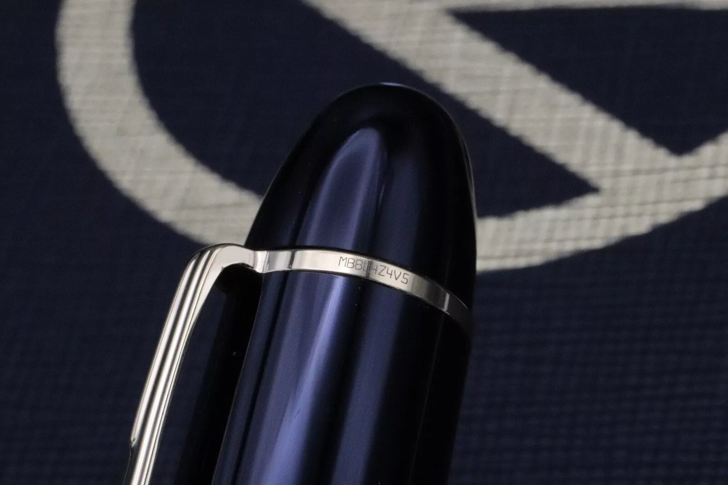 Montblanc Meisterstück 149 Kingsman Special Edition Coffret Fountain Pen image 5