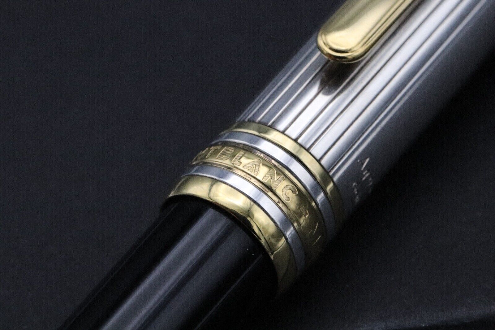 Montblanc Meisterstuck 164 Classique AG925 Pinstripe Doue Ballpoint Pen image 2