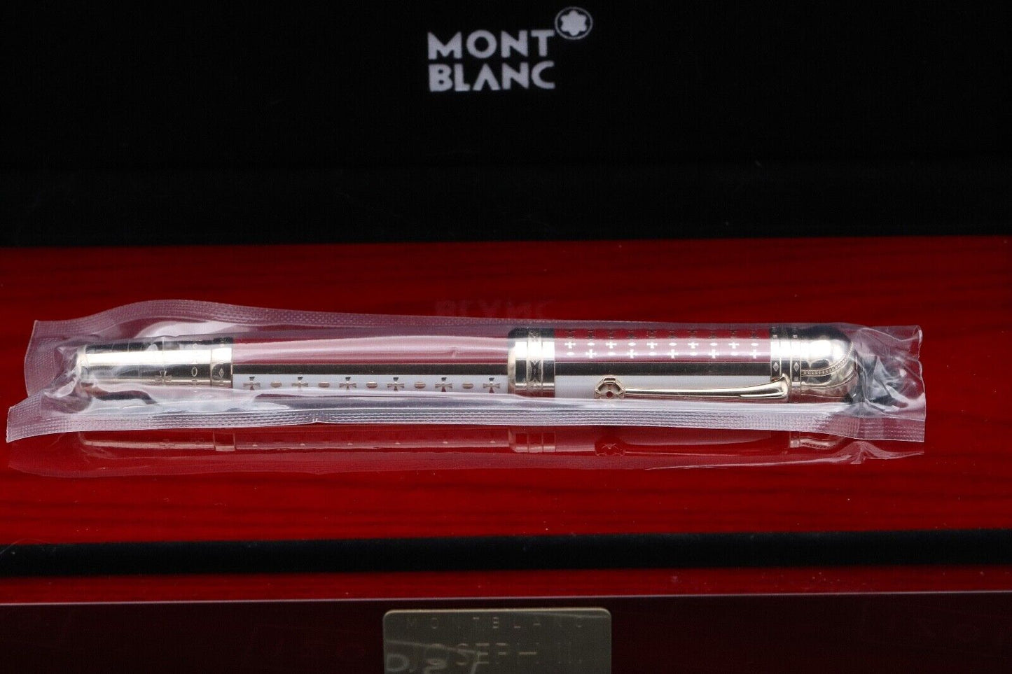 Montblanc Patron Of Art Joseph II 4810 Fountain Pen – UNUSED image 7