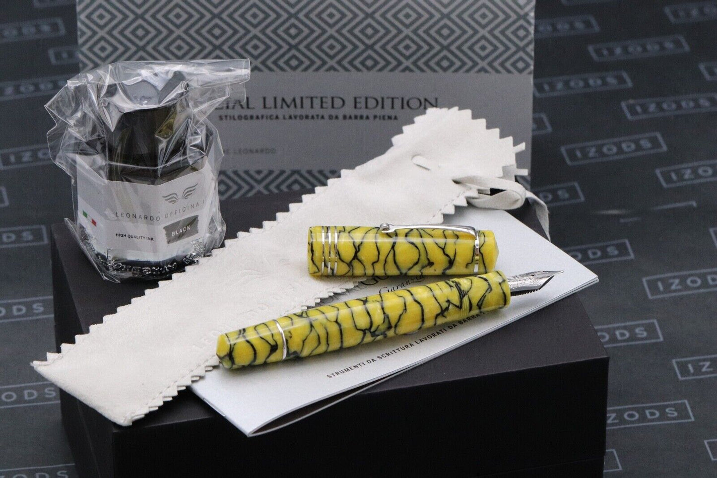 Leonardo Pompeii Celluloid LE7 Fountain Pen - #6 La Fenice Nib image 0