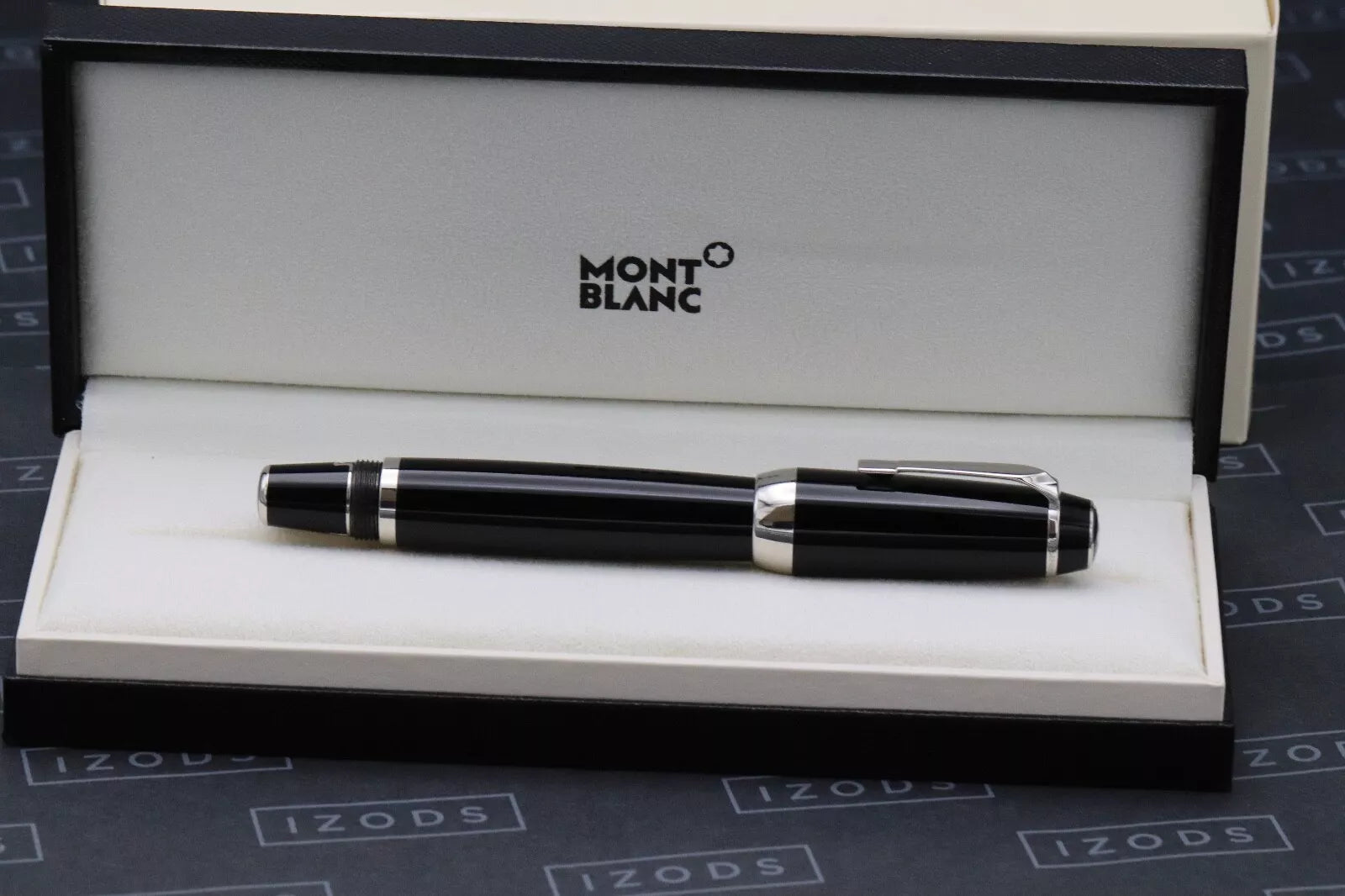 Montblanc Boheme XL Platinum Line No Stone Fountain Pen - Fine Nib image 7