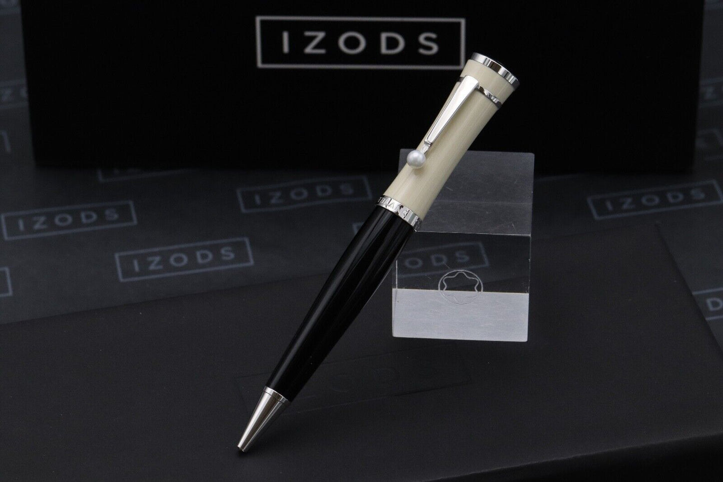 Montblanc Muses Greta Garbo Special Edition Ballpoint Pen image 1