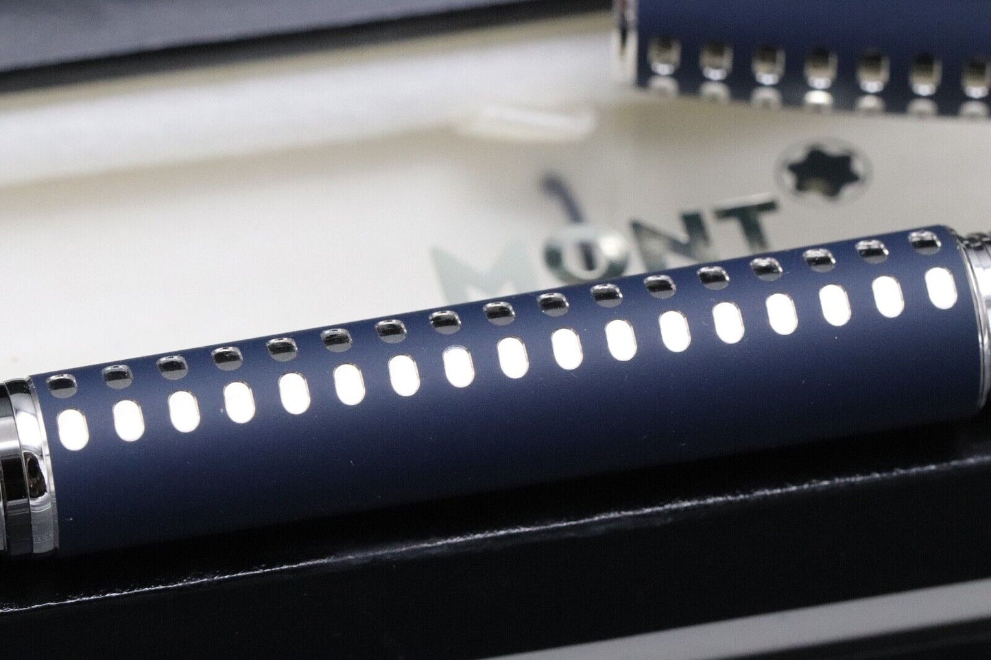 Montblanc Starwalker A380 Special Edition Rollerball / Fineliner Pen - UNUSED image 2