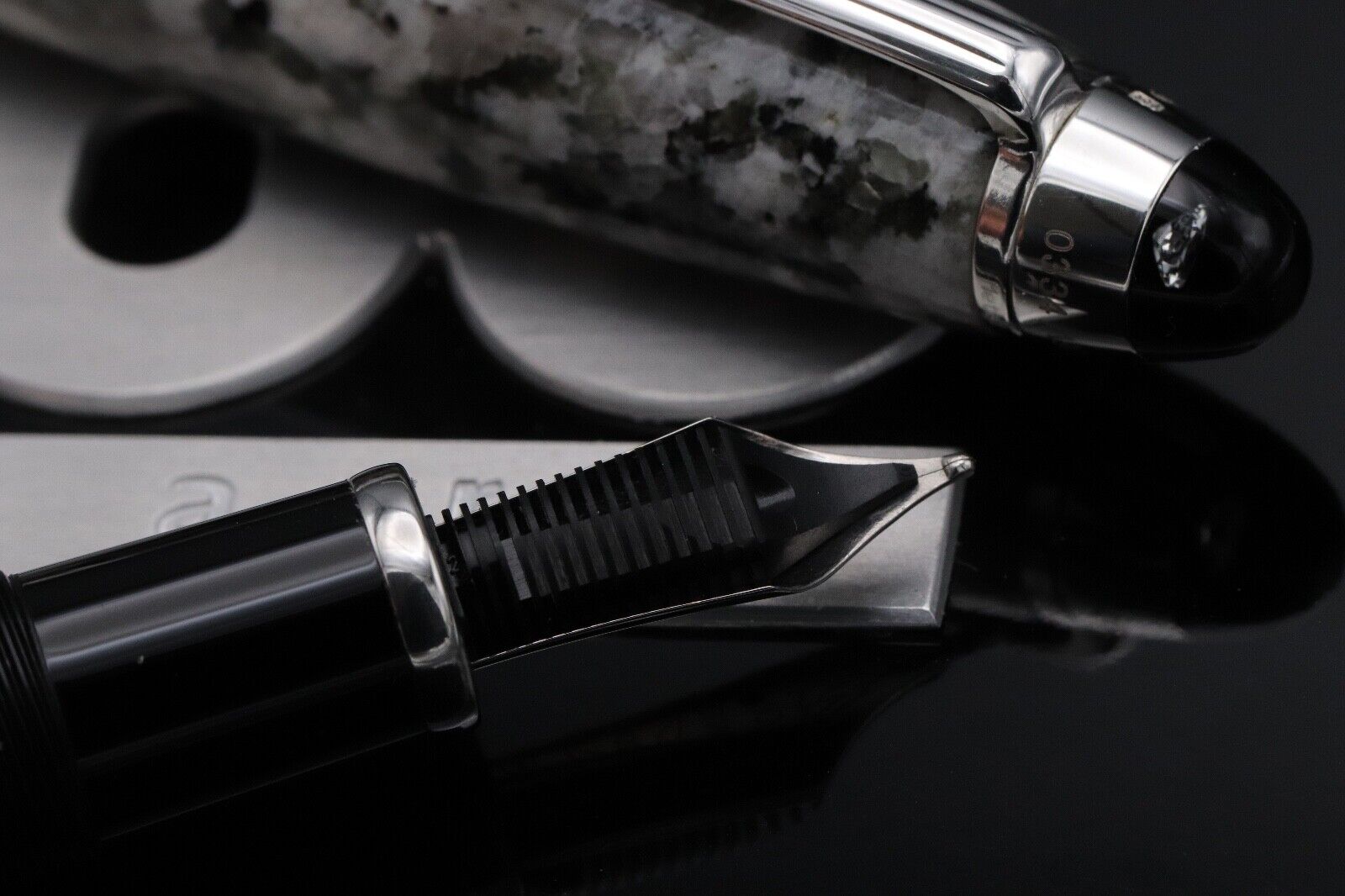 Montblanc Meisterstuck LeGrand Soulmakers Granite LE Fountain Pen - NEVER INKED image 3