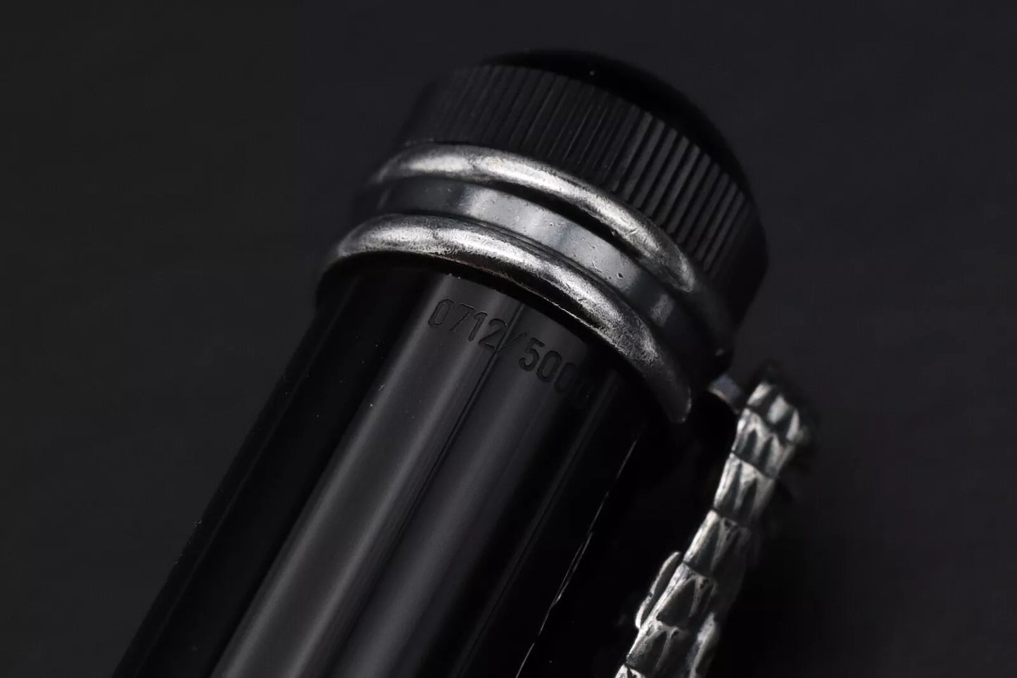 Montblanc Writers Edition Imperial Dragon Fountain Pen - NEVER INKED image 6
