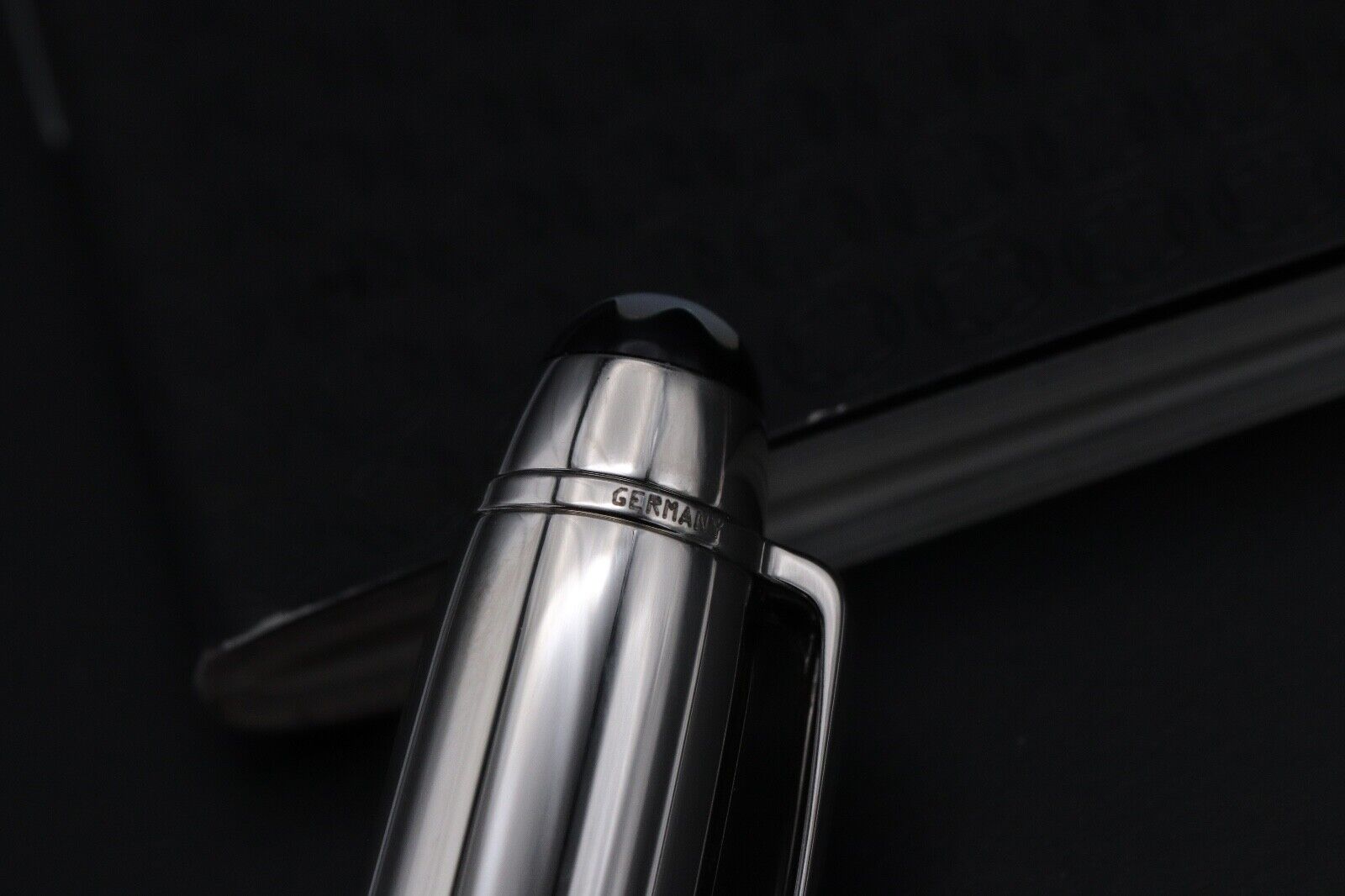 Montblanc Meisterstück Mozart Jungle Eyes Tourmaline Ballpoint Pen - UNUSED image 4