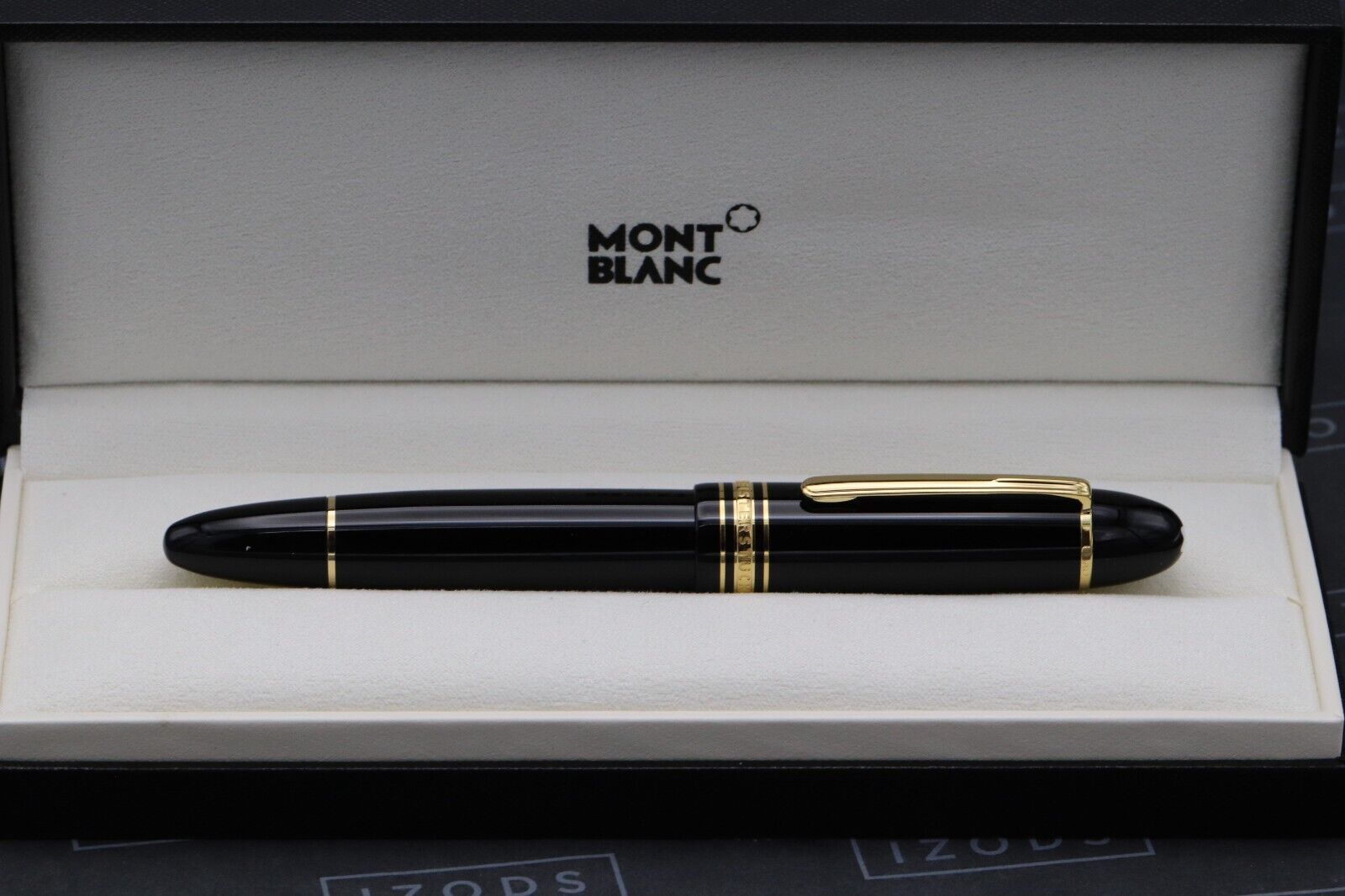 Montblanc Meisterstuck 149 Gold-Coated Fountain Pen image 5